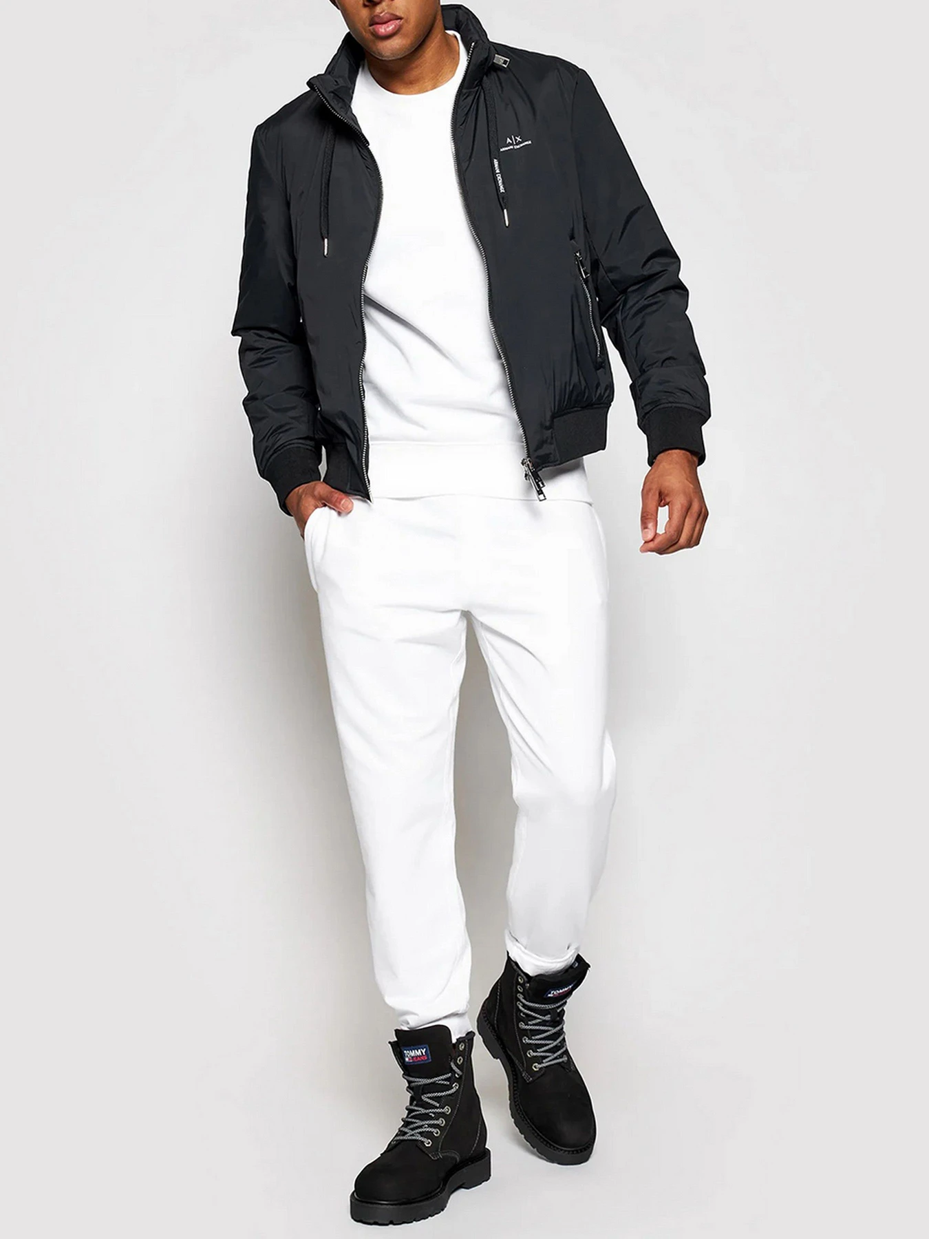 Куртки и дубленки Armani Exchange модель 8NZB60-ZN97Z-1200 Фото
