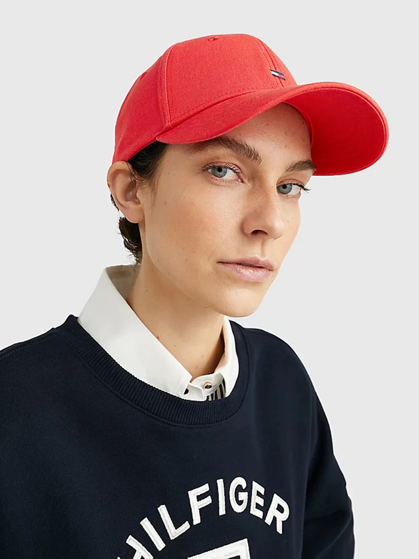 Шапки и кепки Tommy Hilfiger модель AW0AW14542-SNE Шапки и кепки Tommy Hilfiger модель AW0AW14542-SNE Фото