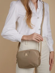 Сумки Tommy Hilfiger модель AW0AW14466-AEG Фото