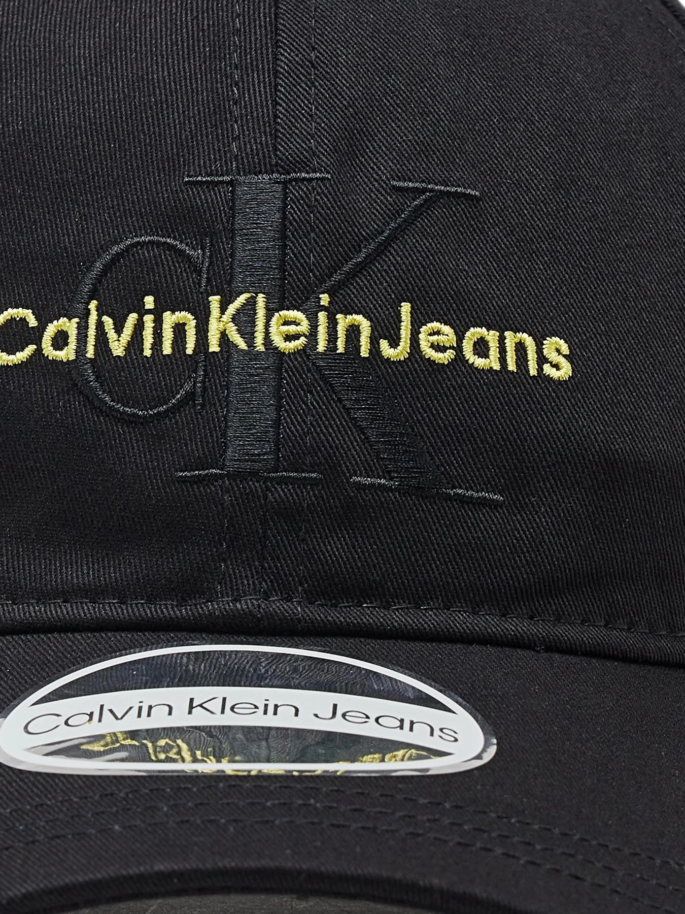 Шапки и кепки Calvin Klein модель K60K606624-0GN Шапки и кепки Calvin Klein модель K60K606624-0GN Фото