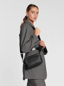 Сумки Calvin Klein модель K60K609895-0GJ Фото