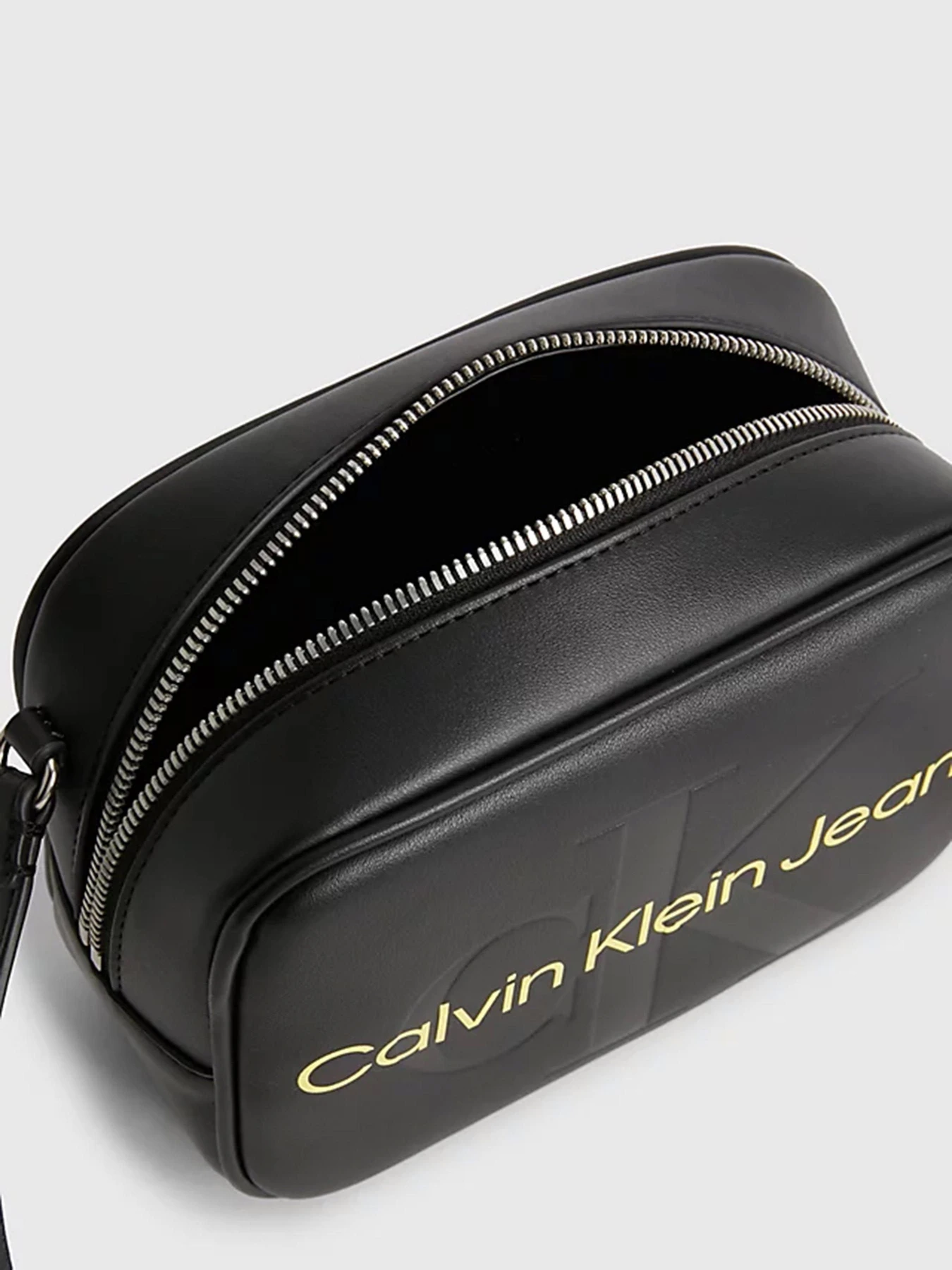 Сумки Calvin Klein модель K60K610275-0GN Фото
