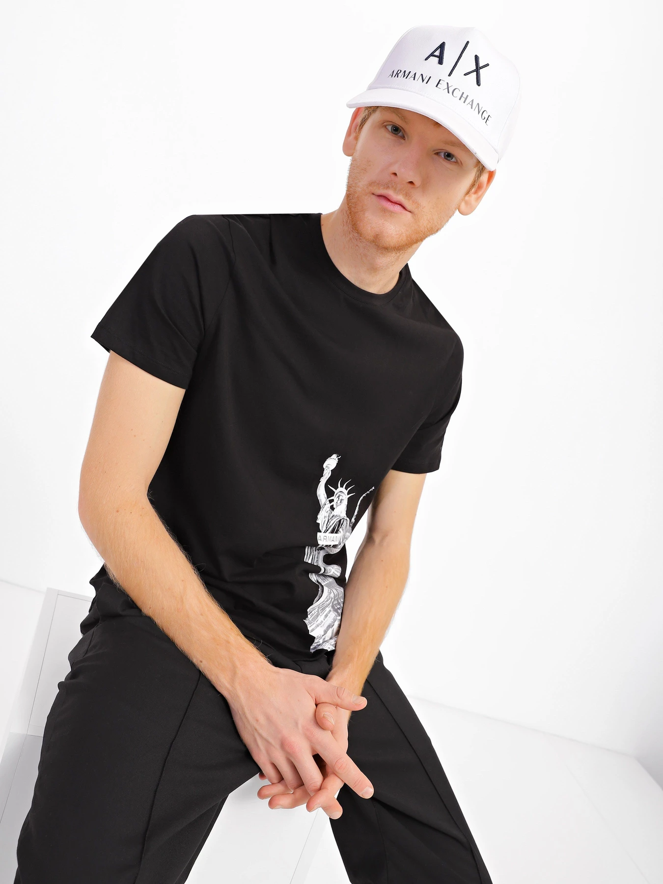 Шапки и кепки Armani Exchange модель 954039-CC513-00812 Шапки и кепки Armani Exchange модель 954039-CC513-00812 Фото
