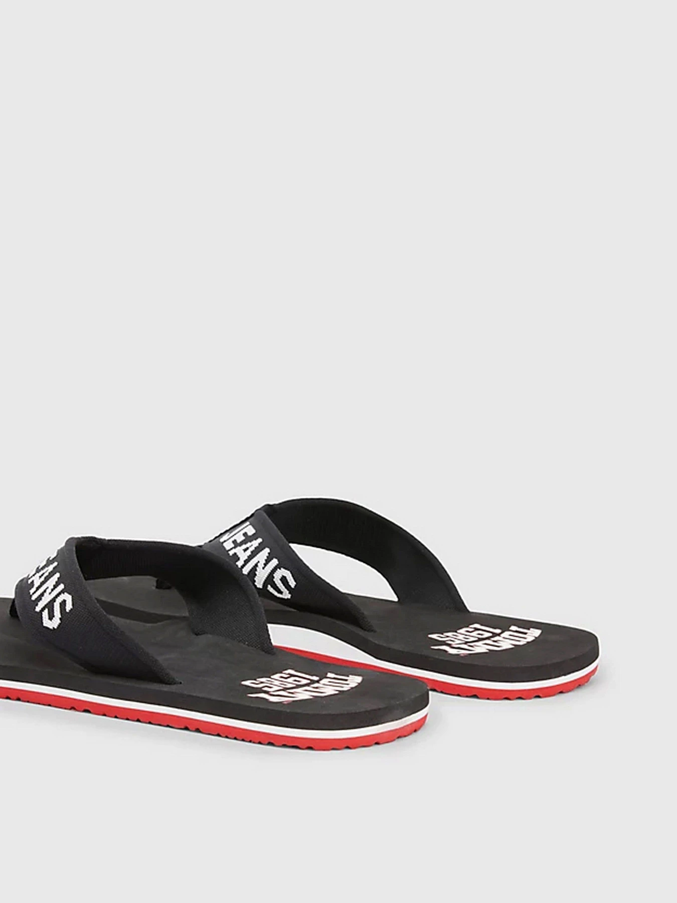 Шлёпанцы Tommy Hilfiger модель EM0EM01147-BDS Фото