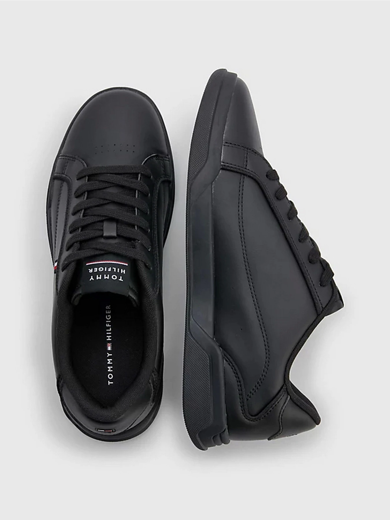 Кроссовки Tommy Hilfiger модель FM0FM04429-BDS Кроссовки Tommy Hilfiger модель FM0FM04429-BDS Фото