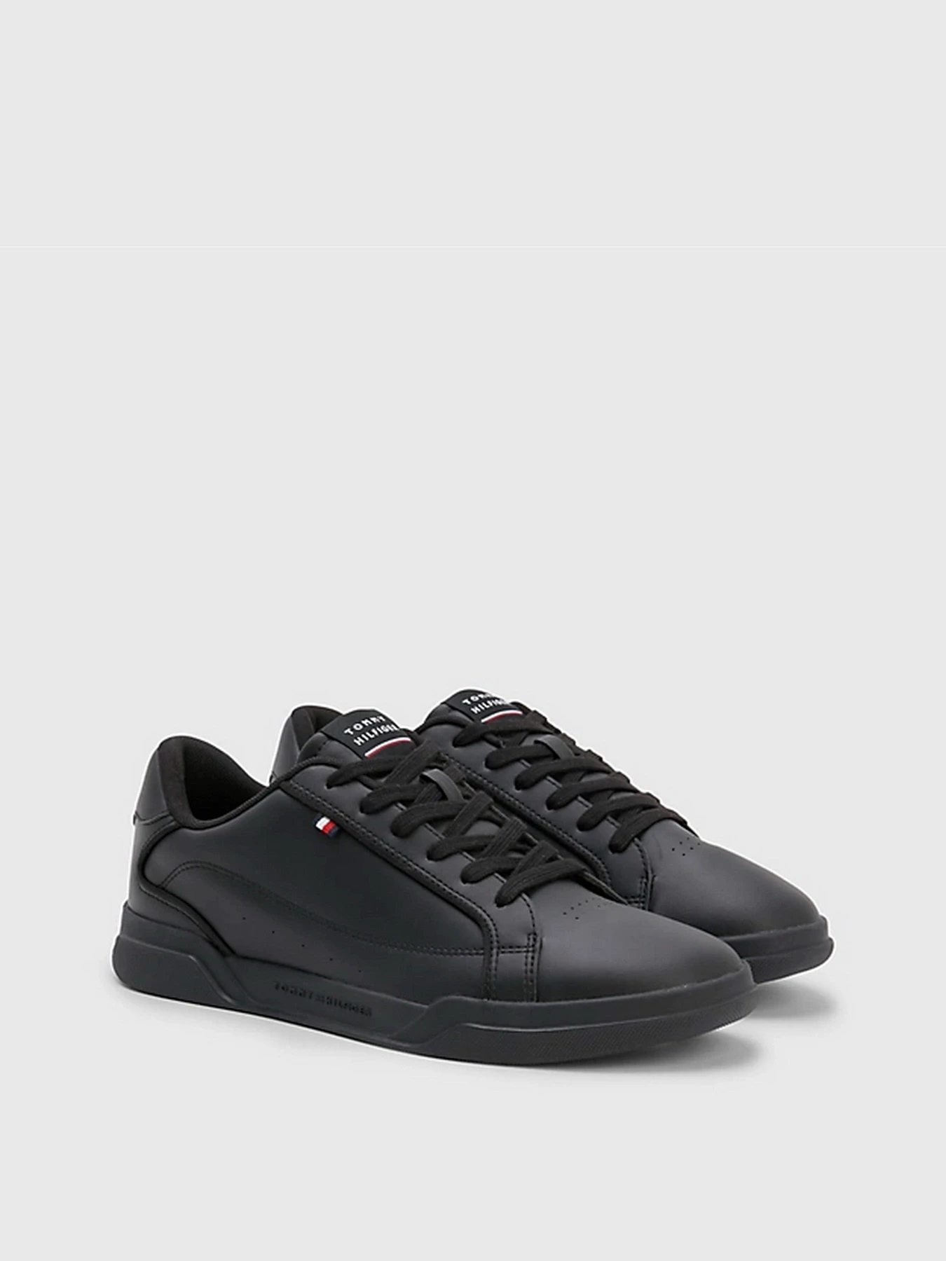 Кроссовки Tommy Hilfiger модель FM0FM04429-BDS Кроссовки Tommy Hilfiger модель FM0FM04429-BDS Фото
