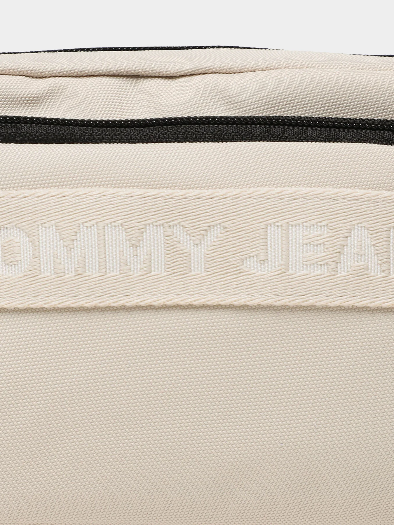 Сумки Tommy Hilfiger модель AW0AW14547-ACI Фото