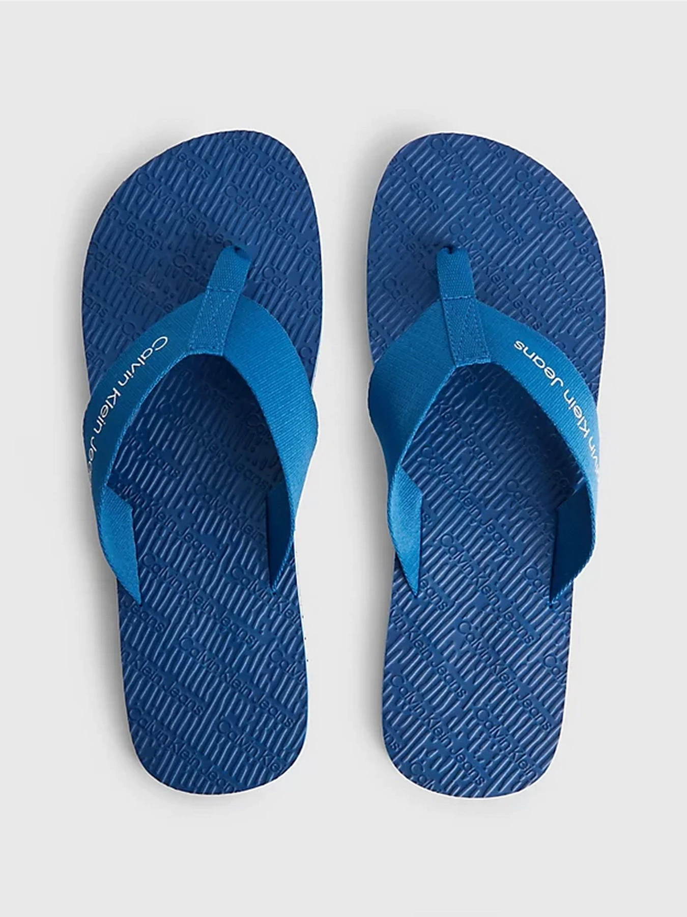 Шлёпанцы Calvin Klein модель YM0YM00658-CGD Шлёпанцы Calvin Klein модель YM0YM00658-CGD Фото