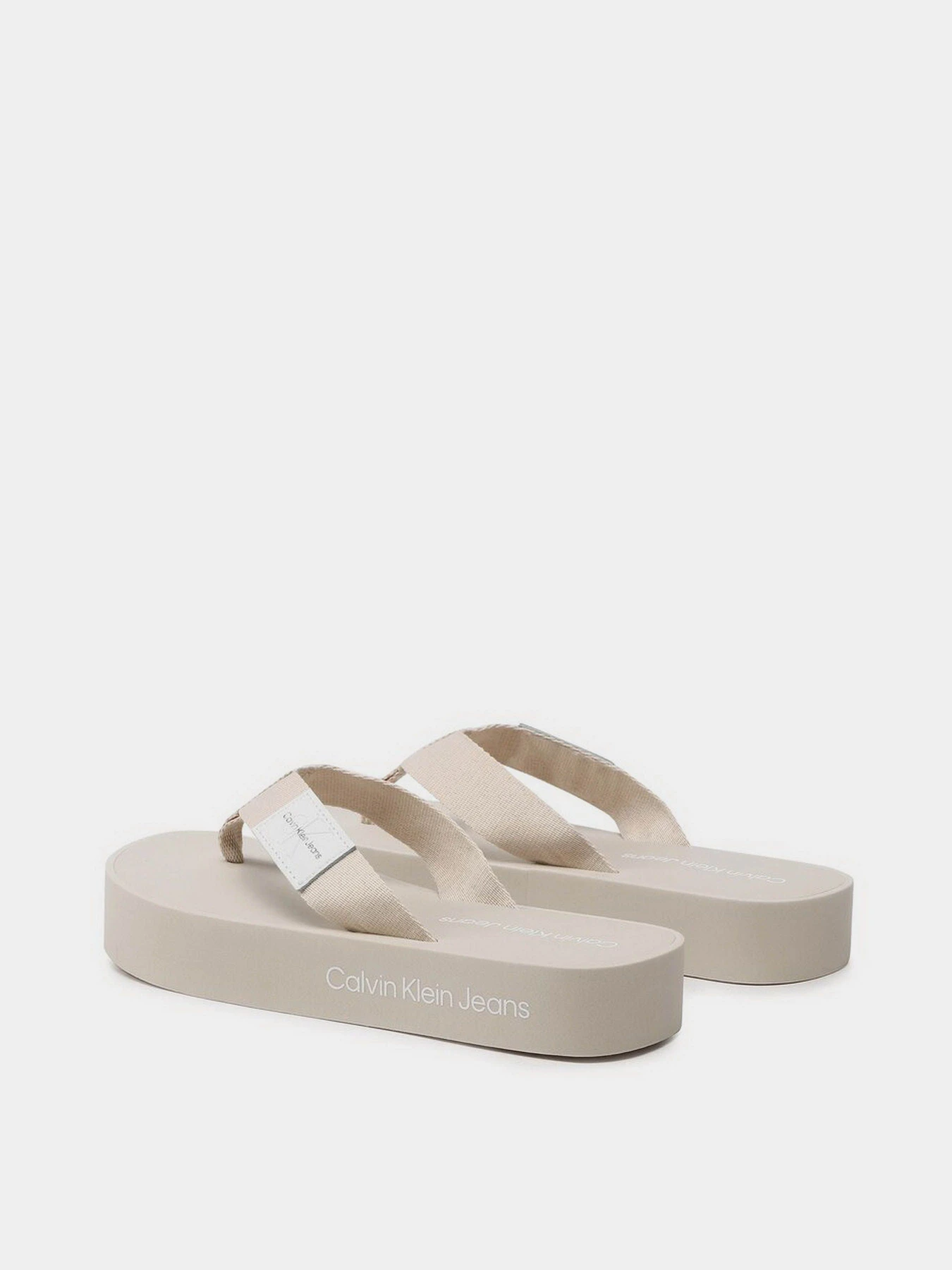 Шлёпанцы Calvin Klein модель YW0YW00993-ACF Шлёпанцы Calvin Klein модель YW0YW00993-ACF Фото