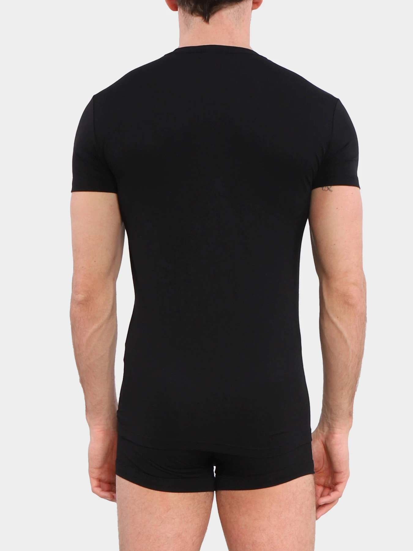 Футболки и поло Emporio Armani модель 111035-3R516-00020 Футболки и поло Emporio Armani модель 111035-3R516-00020 Фото