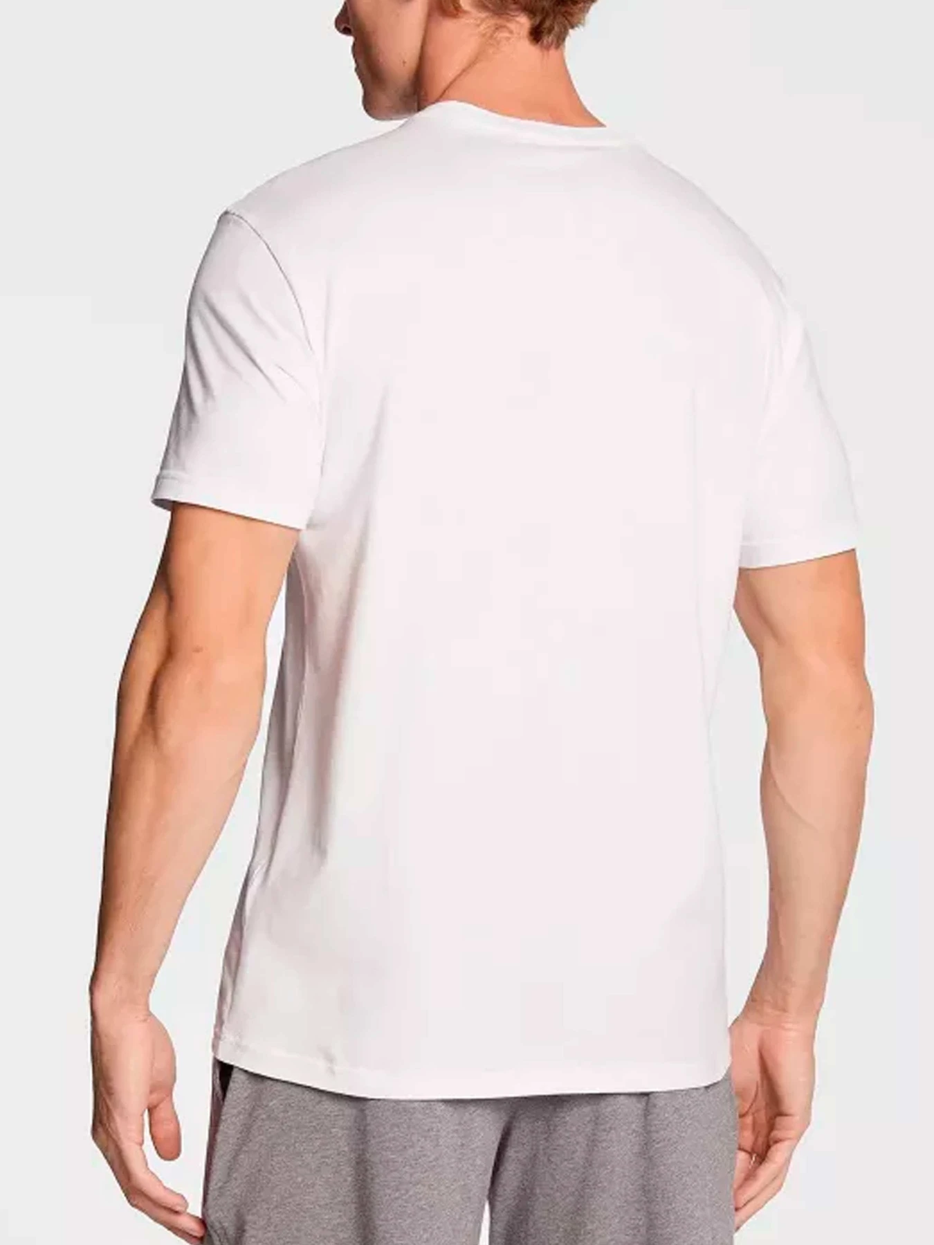 Футболки и поло Emporio Armani модель 111267-3R720-94310 Футболки и поло Emporio Armani модель 111267-3R720-94310 Фото