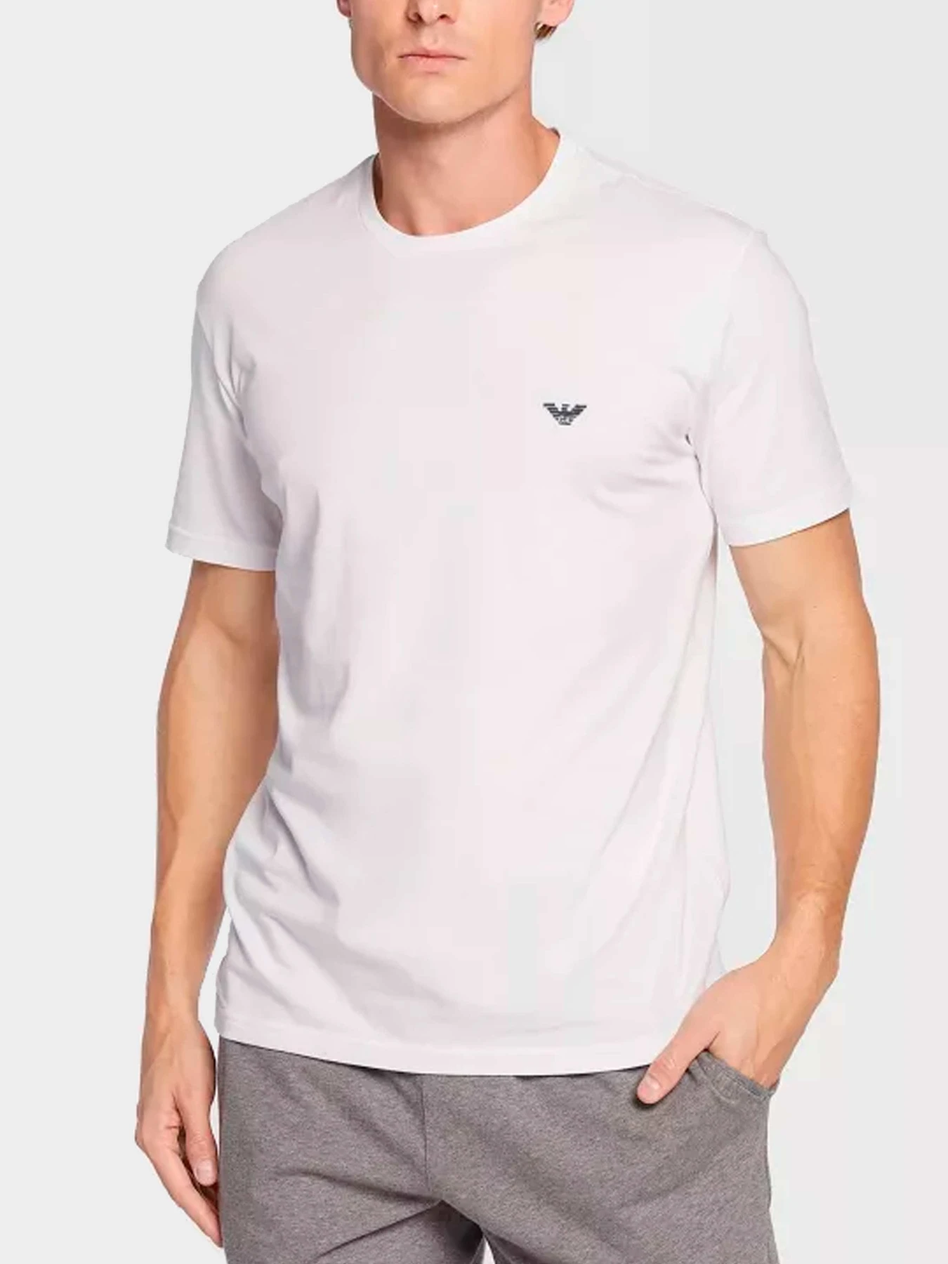 Футболки и поло Emporio Armani модель 111267-3R720-94310 Футболки и поло Emporio Armani модель 111267-3R720-94310 Фото