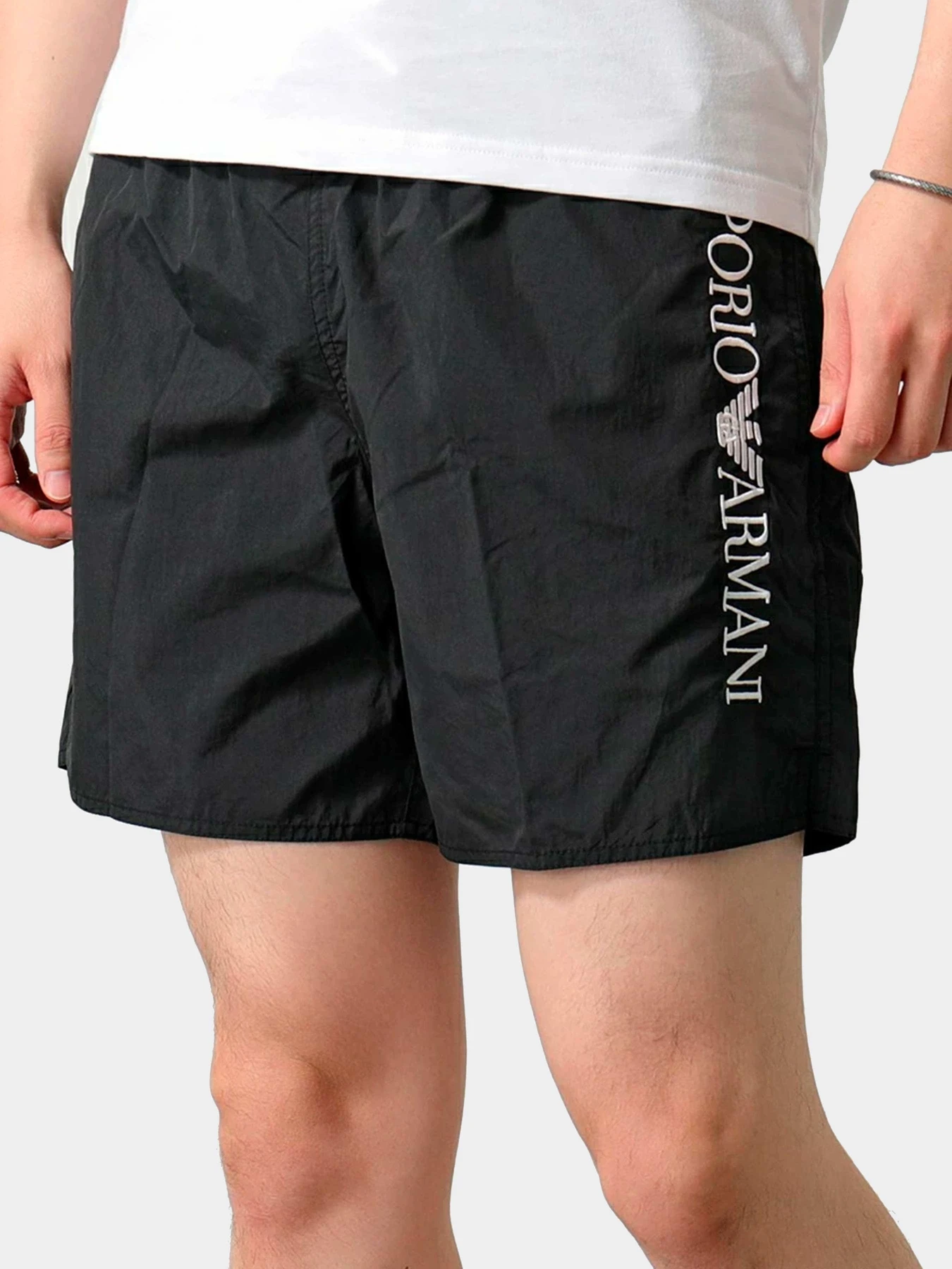 Одежда для пляжа Emporio Armani модель 211753-3R422-00020 Одежда для пляжа Emporio Armani модель 211753-3R422-00020 Фото