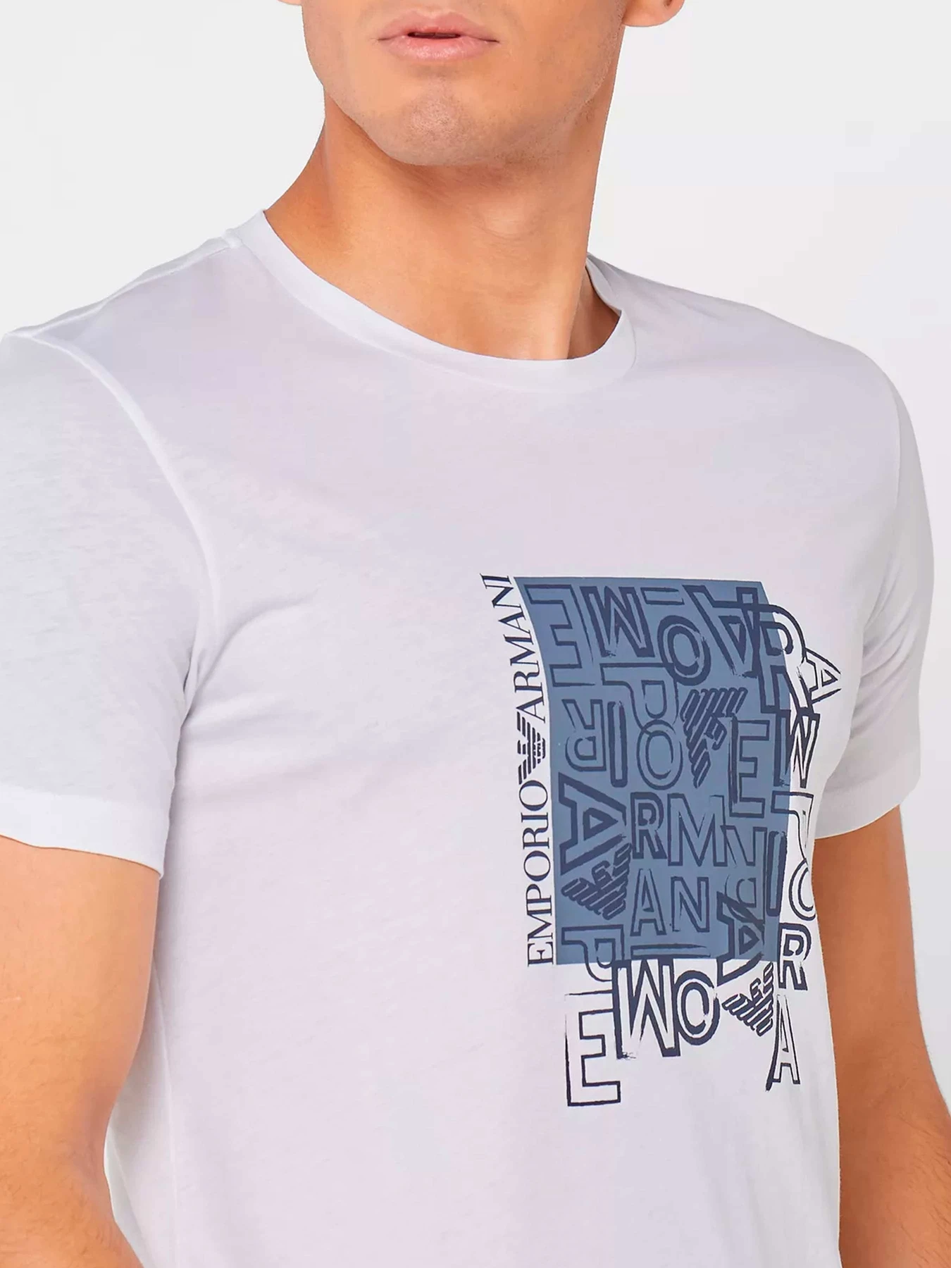 Футболки и поло Emporio Armani модель 211818-3R468-98310 Фото