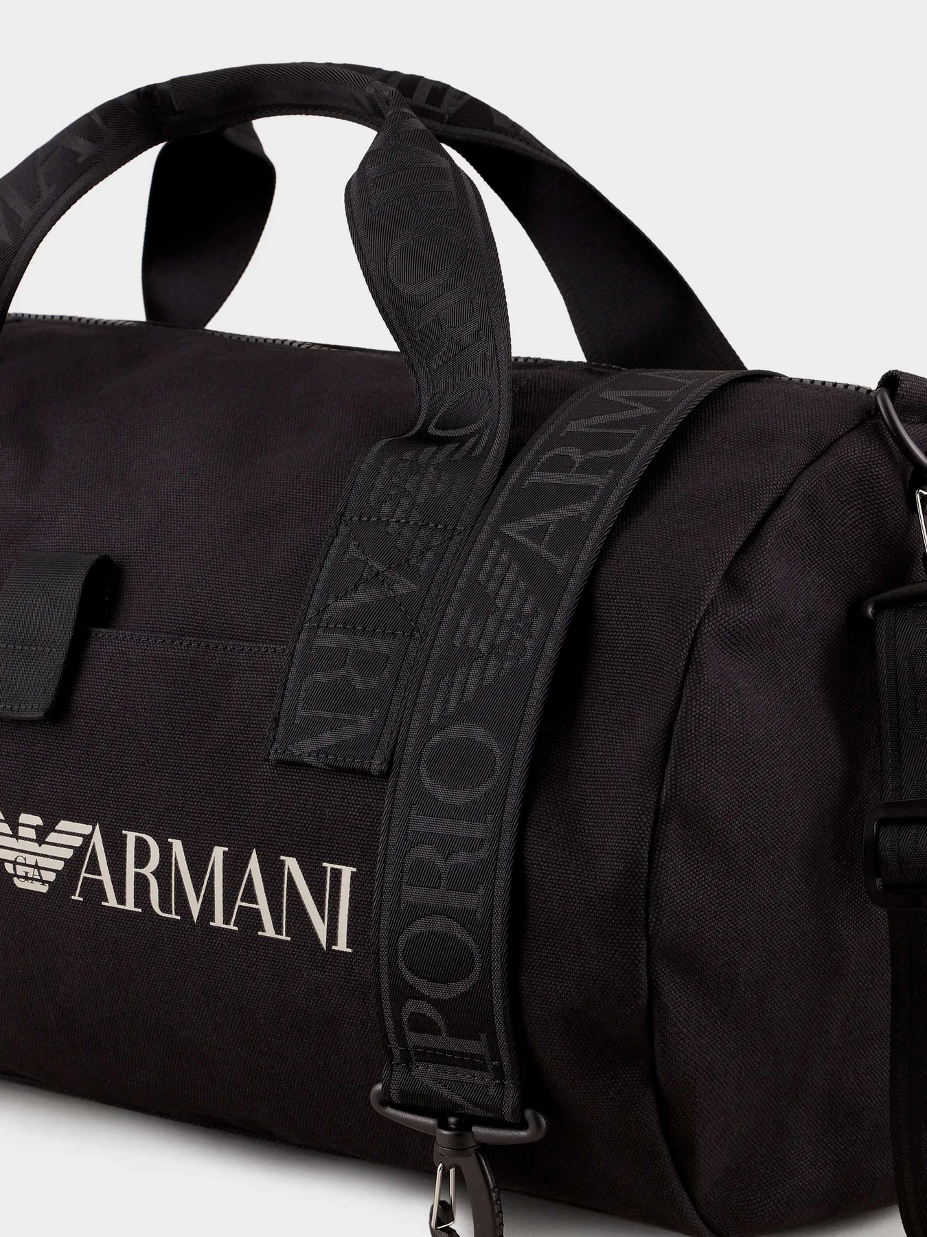 Сумки Emporio Armani модель 231791-3R921-00020 Сумки Emporio Armani модель 231791-3R921-00020 Фото