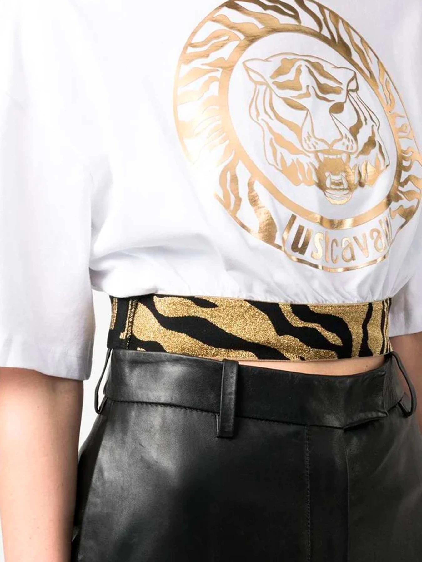 Футболки и поло Just Cavalli модель 74PBHF02-CJ200-G03 Футболки и поло Just Cavalli модель 74PBHF02-CJ200-G03 Фото