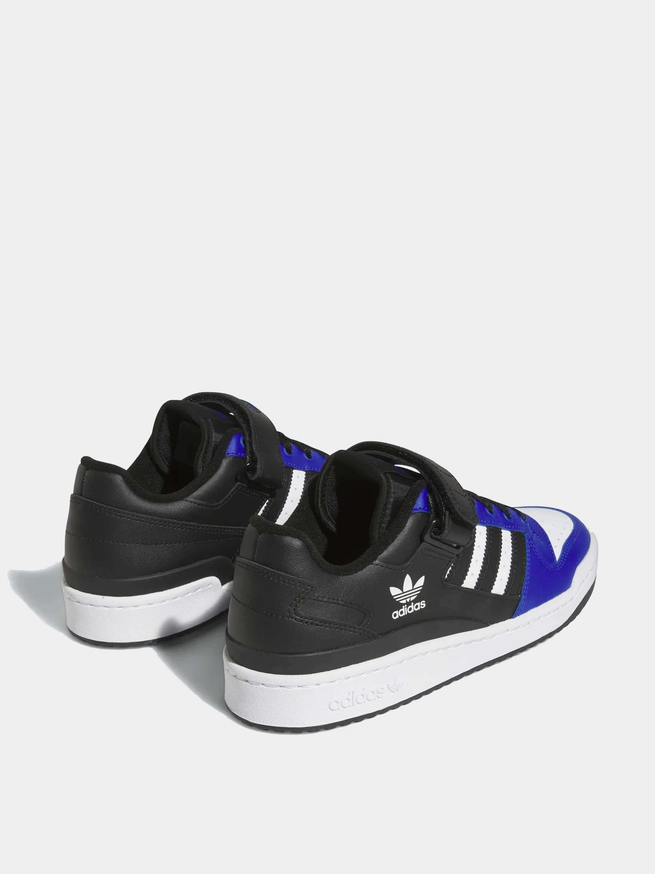Кроссовки Adidas модель GY0002 Кроссовки Adidas модель GY0002 Фото