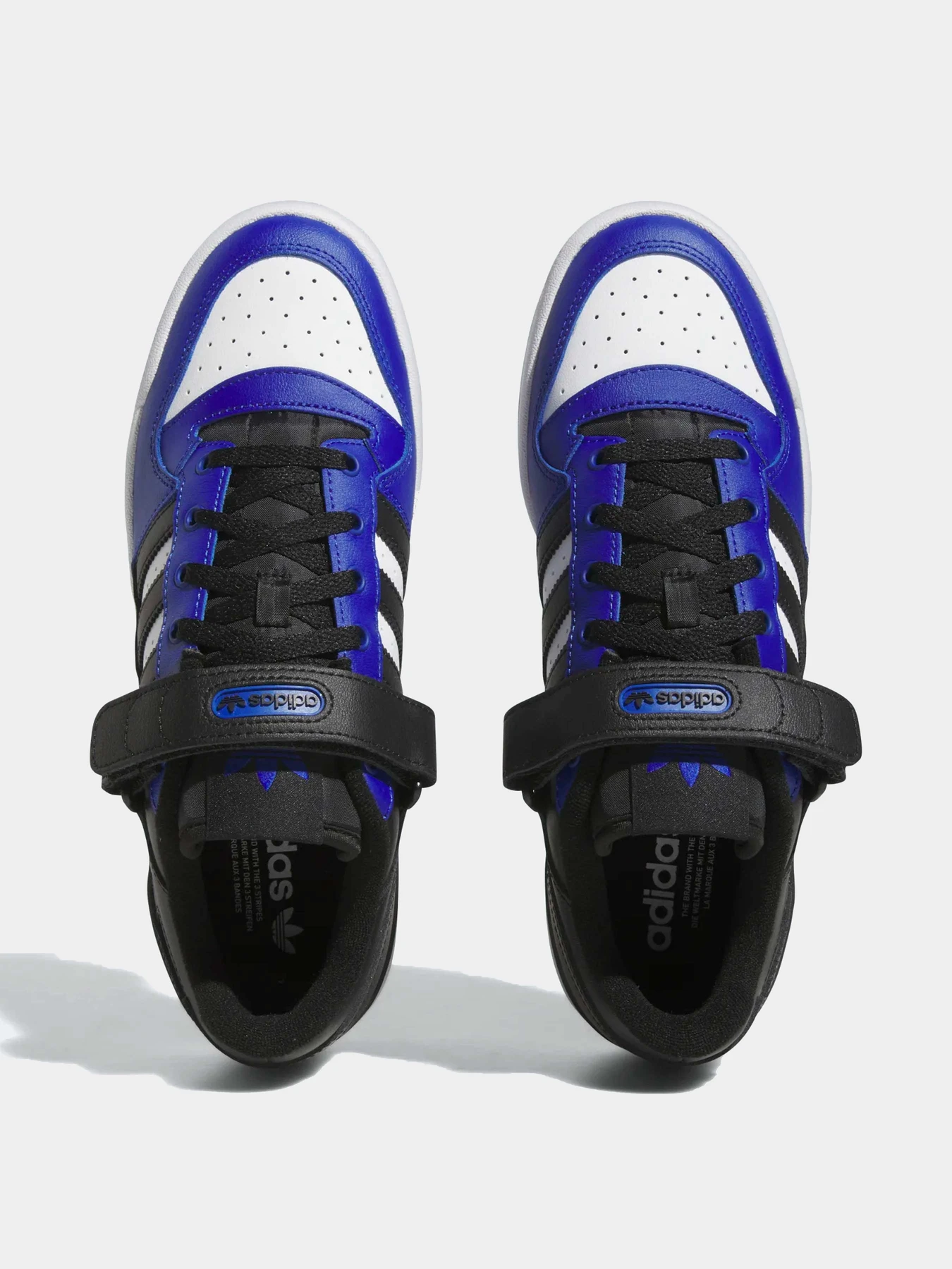 Кроссовки Adidas модель GY0002 Кроссовки Adidas модель GY0002 Фото