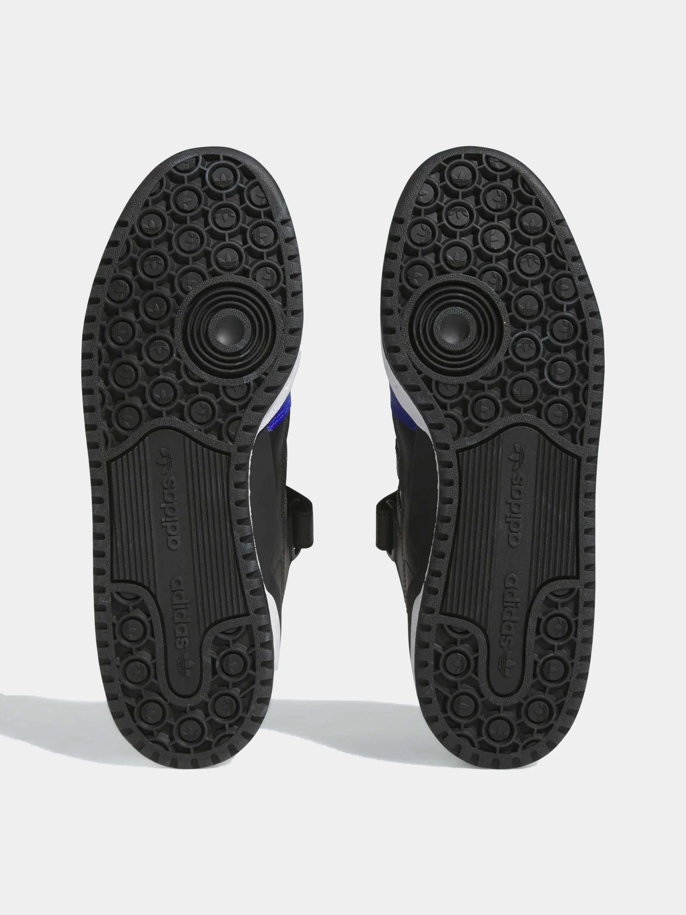Кроссовки Adidas модель GY0002 Кроссовки Adidas модель GY0002 Фото