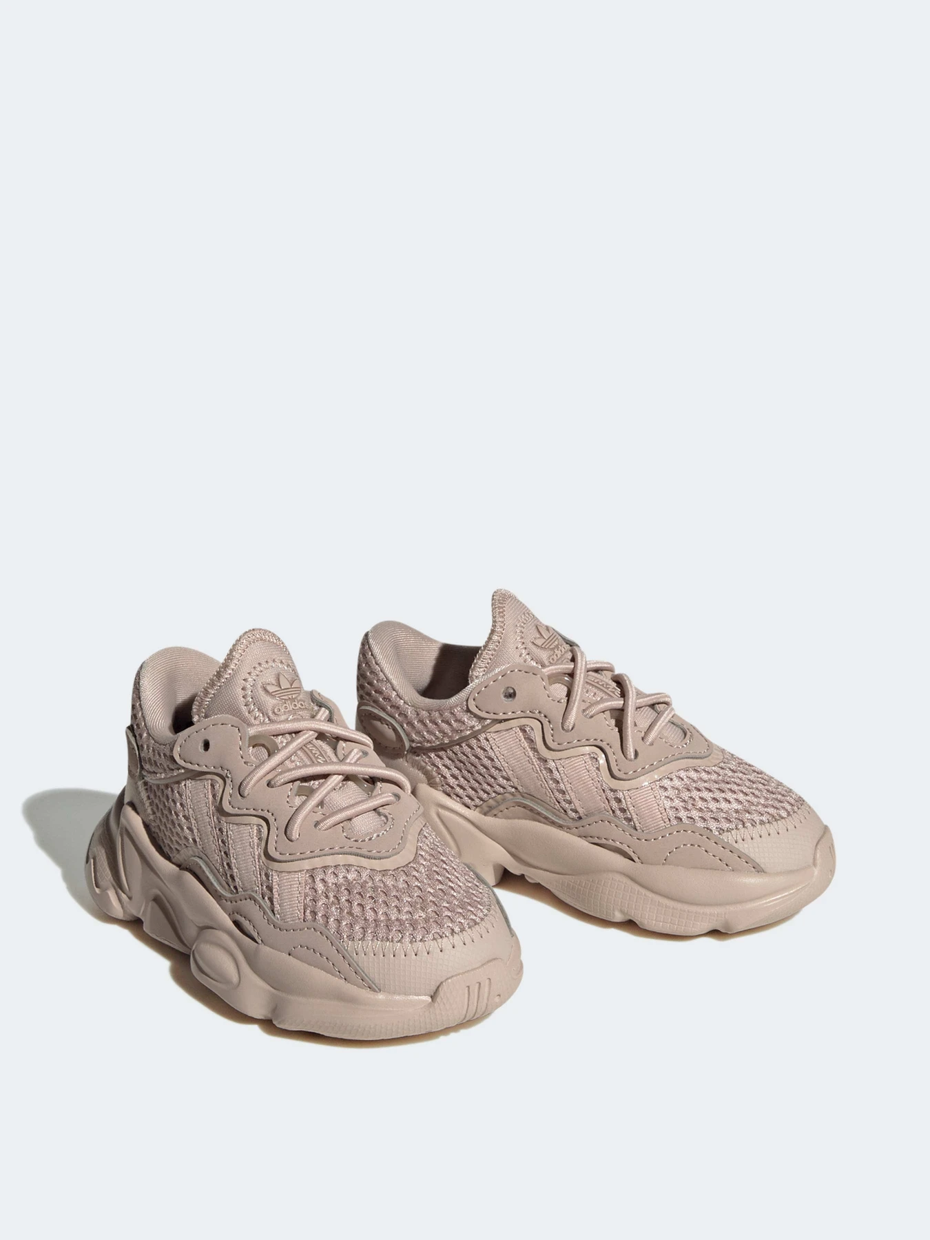Кроссовки Adidas модель HQ1623 Кроссовки Adidas модель HQ1623 Фото