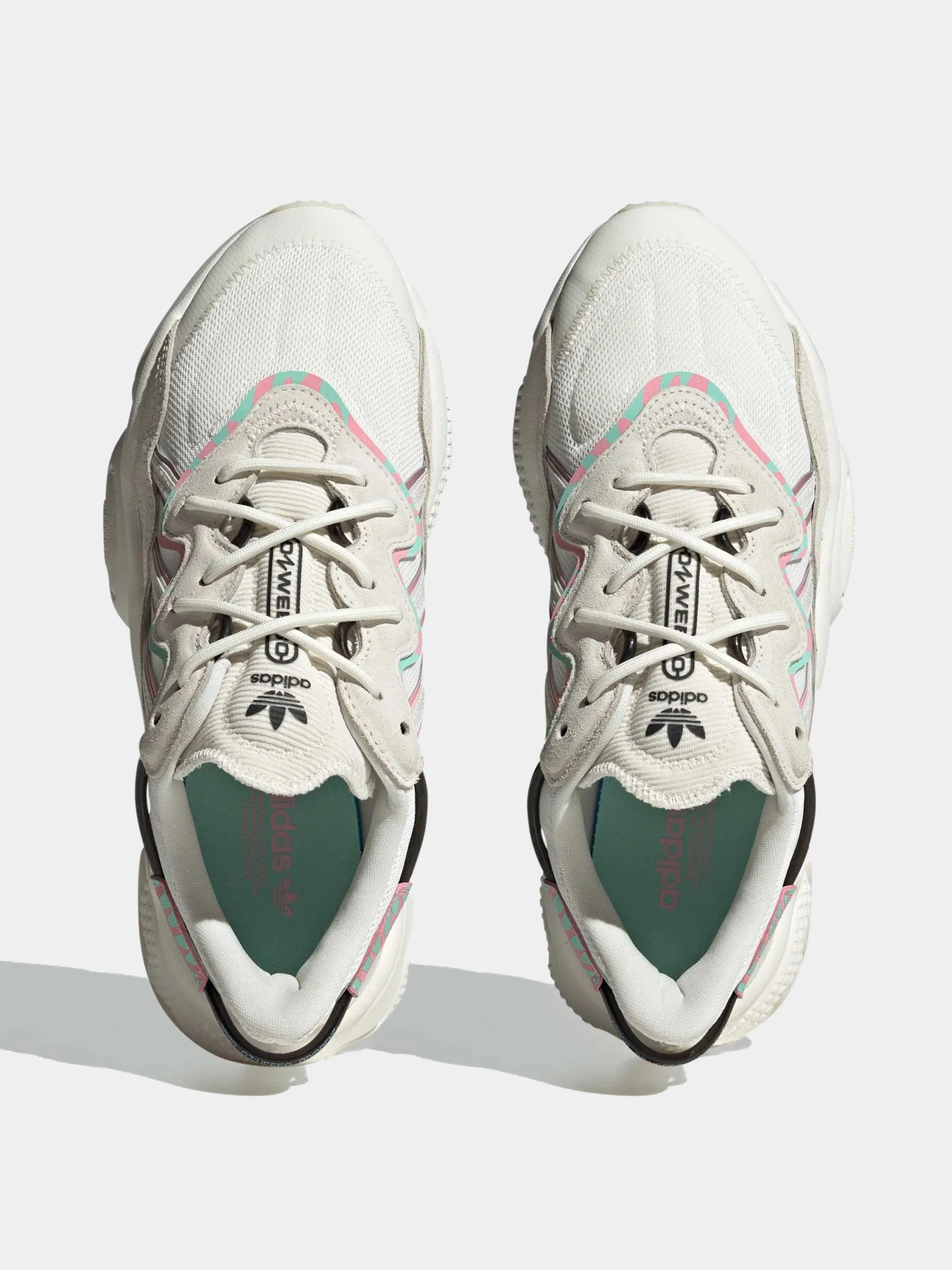 Кроссовки Adidas модель HQ1858 Кроссовки Adidas модель HQ1858 Фото