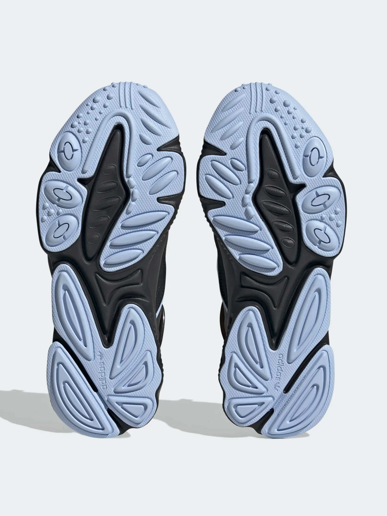 Кроссовки Adidas модель HQ8545 Кроссовки Adidas модель HQ8545 Фото