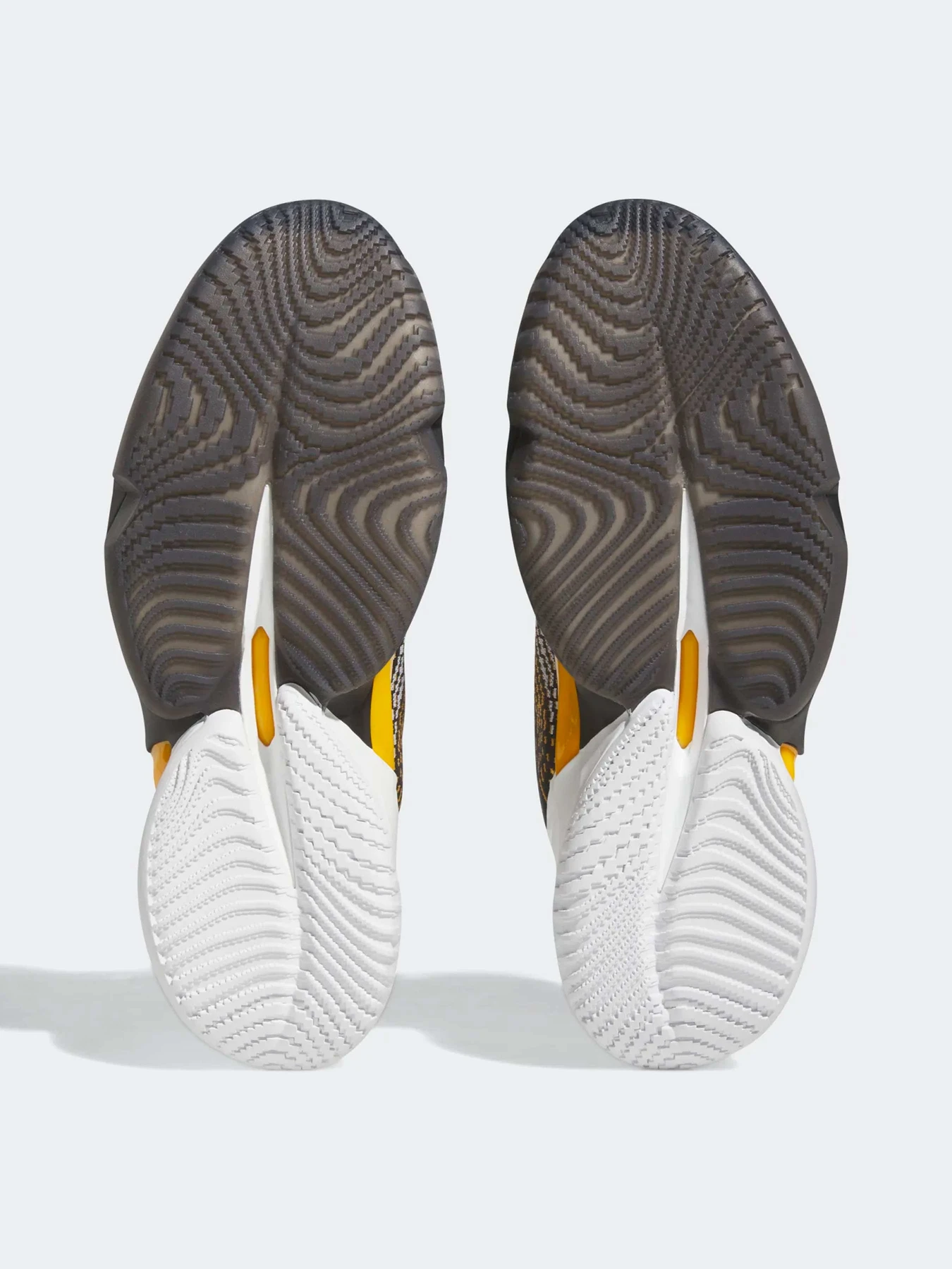 Кроссовки Adidas модель HR0720 Кроссовки Adidas модель HR0720 Фото