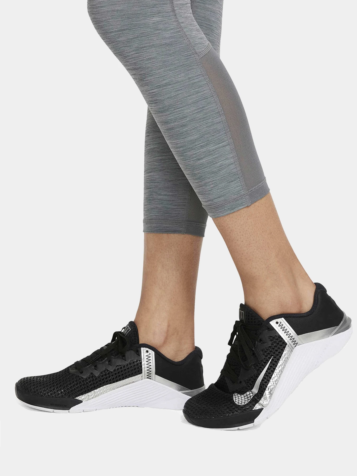 Брюки NIKE модель CZ9803-084 Брюки NIKE модель CZ9803-084 Фото