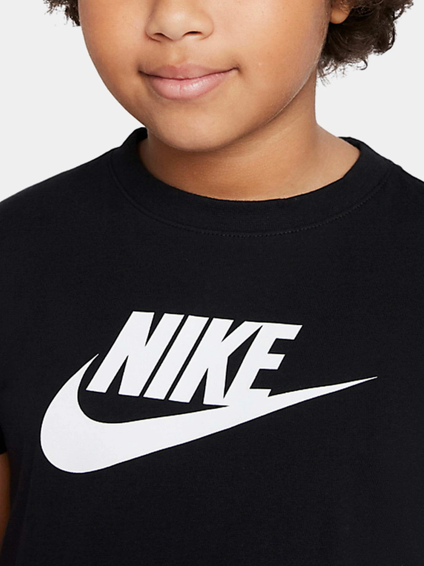 Футболки и поло NIKE модель DA6925-012 Футболки и поло NIKE модель DA6925-012 Фото