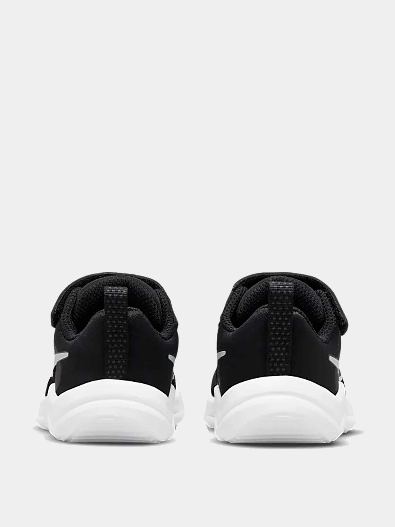 Кроссовки NIKE модель DM4191-003 Кроссовки NIKE модель DM4191-003 Фото