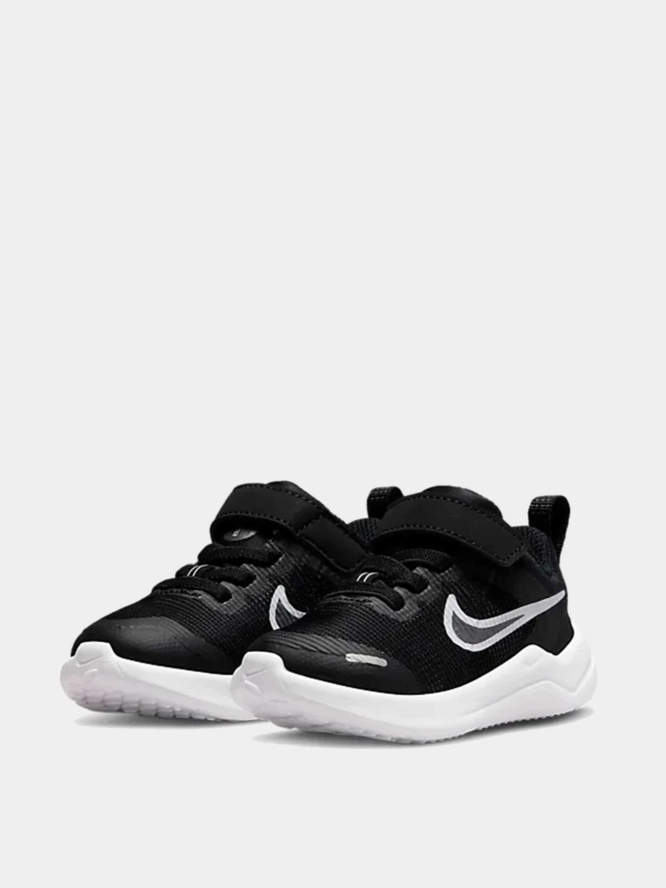 Кроссовки NIKE модель DM4191-003 Кроссовки NIKE модель DM4191-003 Фото
