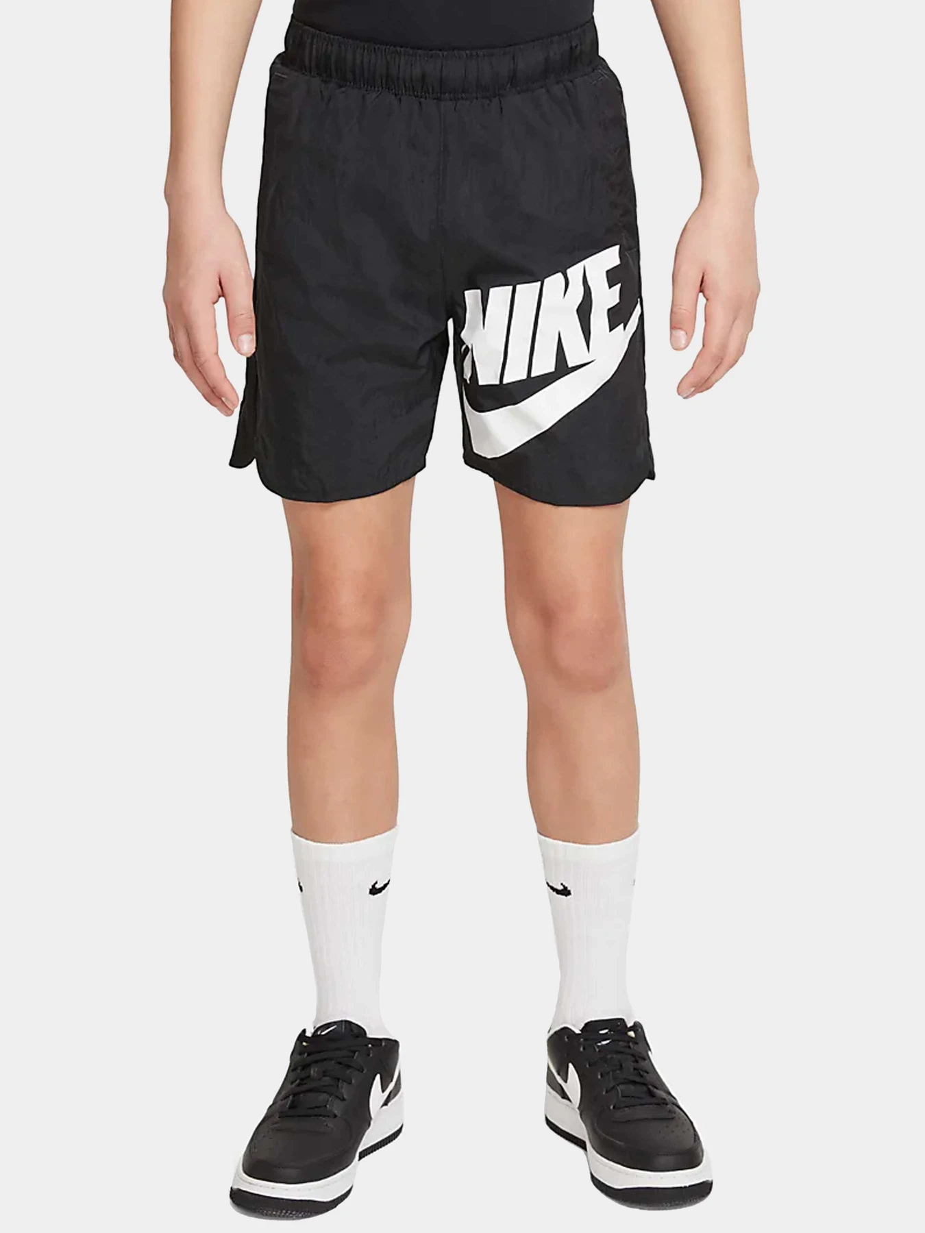 Шорты NIKE модель DO6582-010 Шорты NIKE модель DO6582-010 Фото