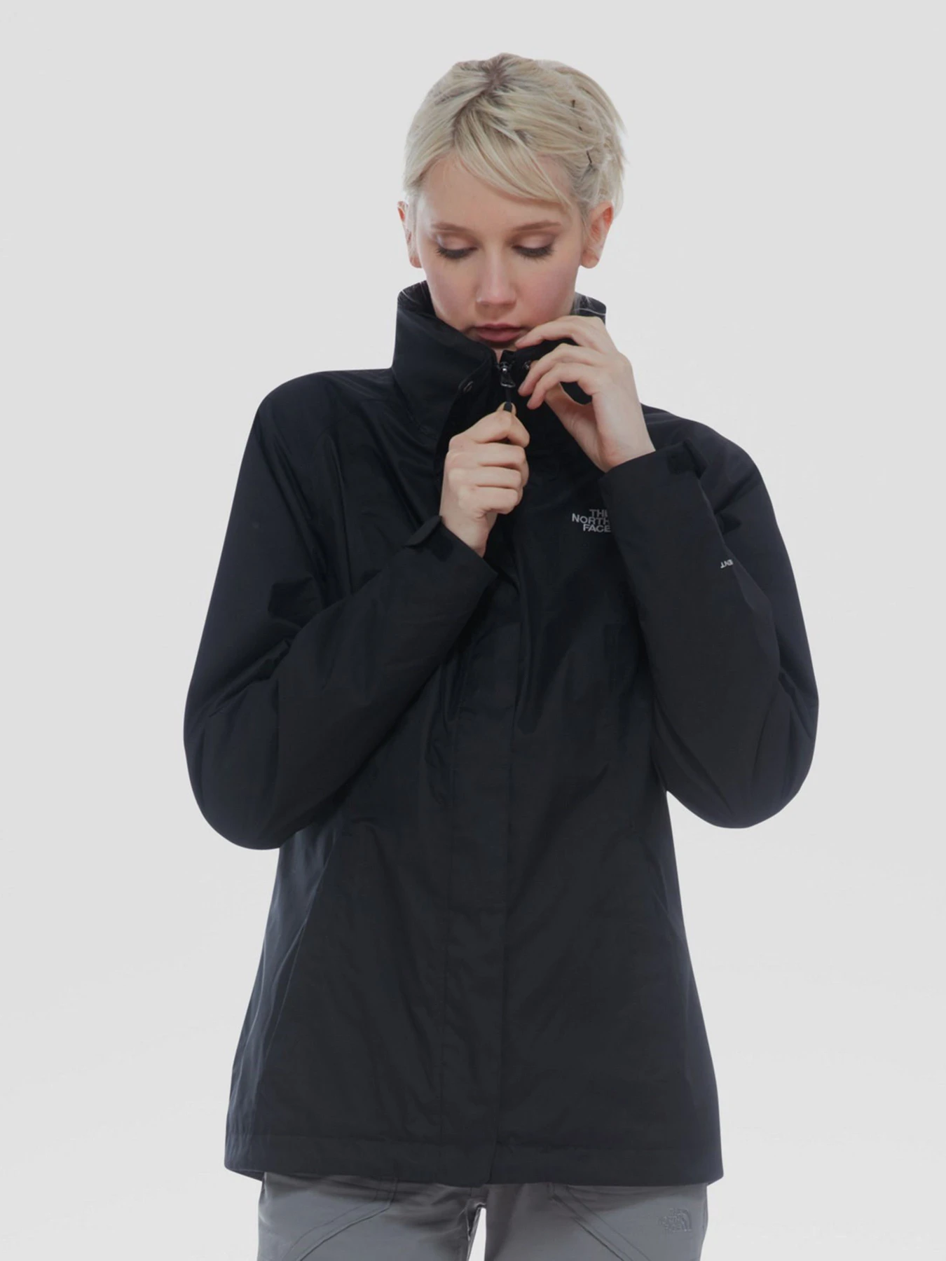 Куртки и дубленки The North Face модель NF00CG56KX71 Куртки и дубленки The North Face модель NF00CG56KX71 Фото