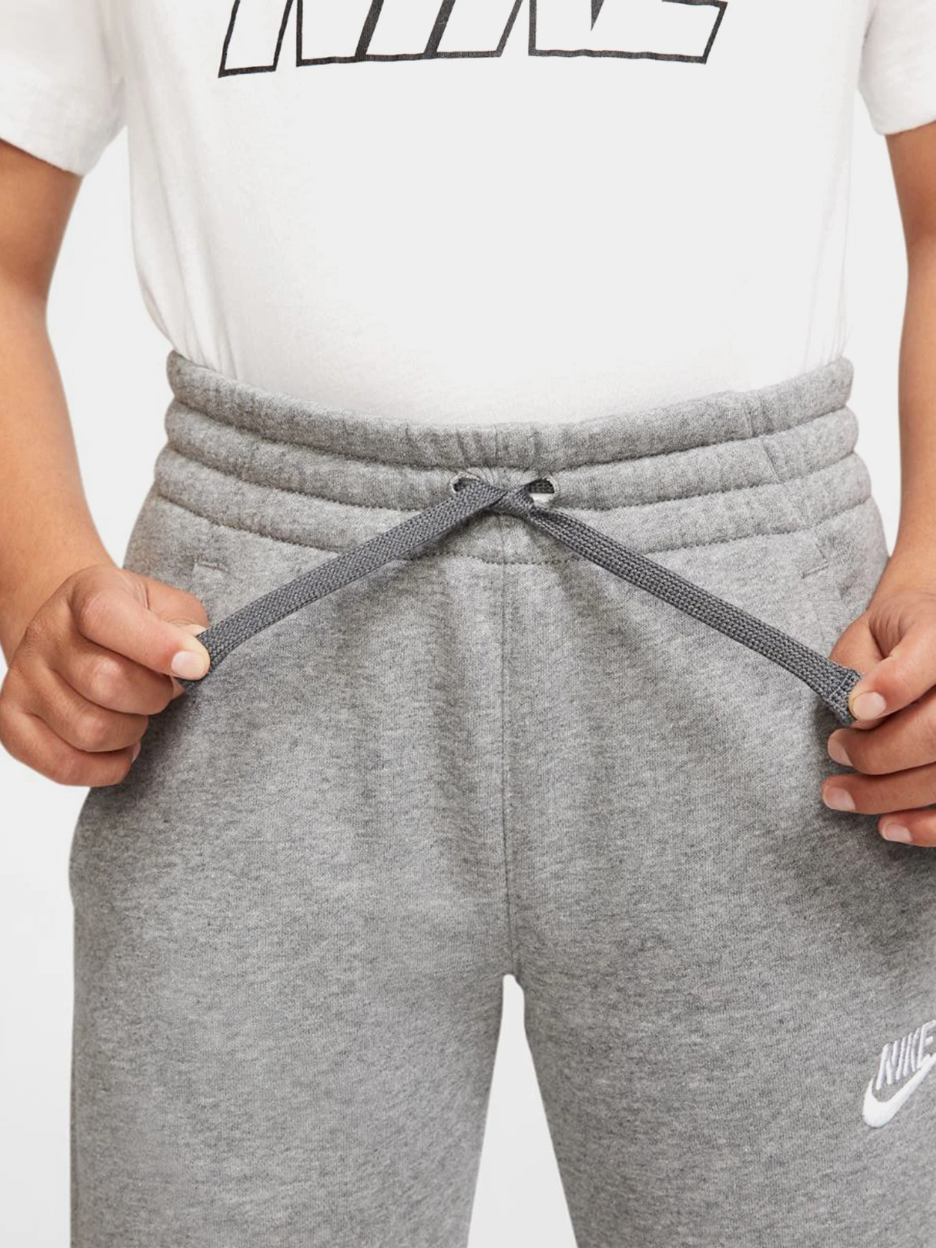 Костюмы NIKE модель BV3634-091 Костюмы NIKE модель BV3634-091 Фото