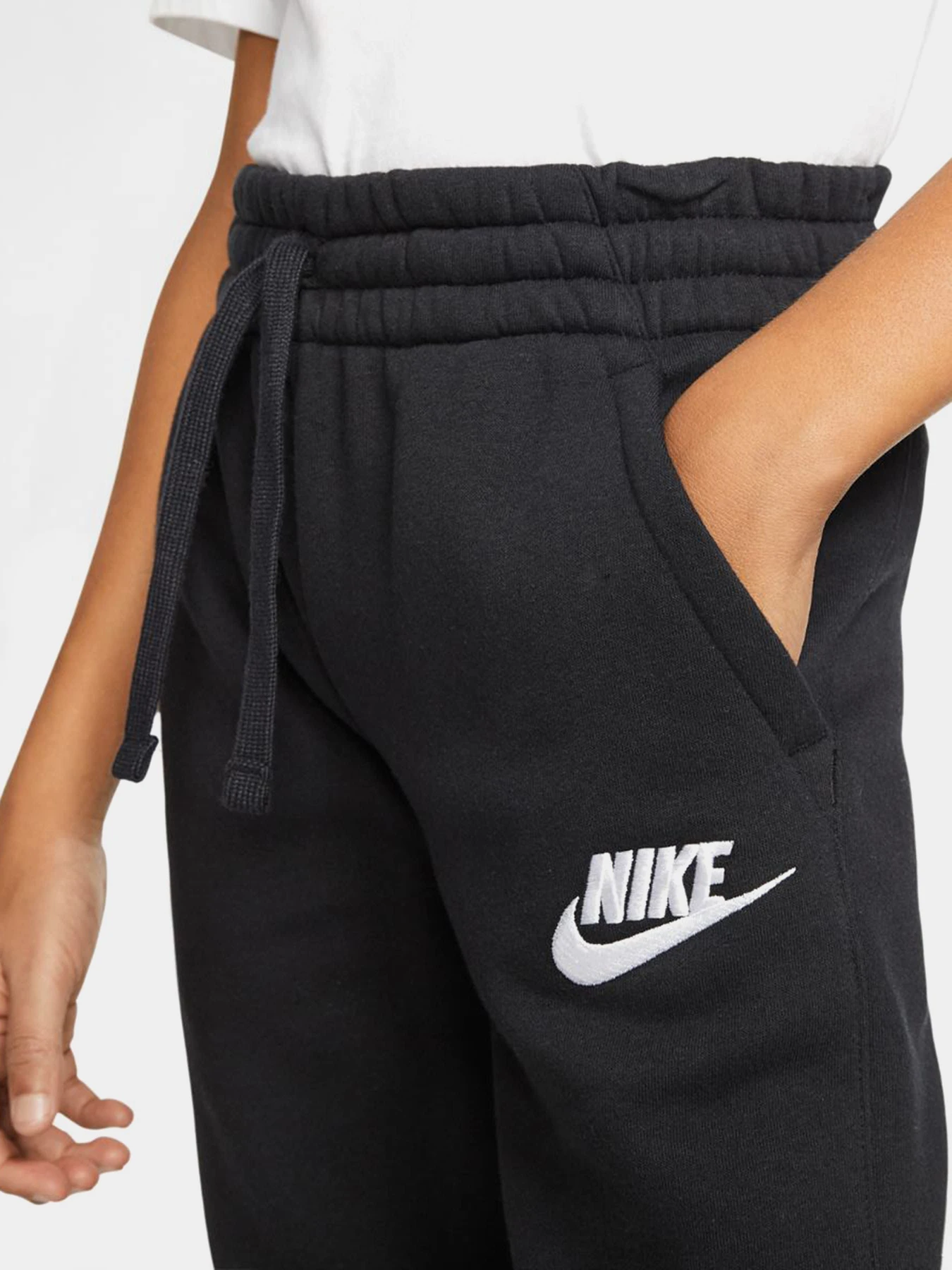 Брюки NIKE модель CI2911-010 Брюки NIKE модель CI2911-010 Фото