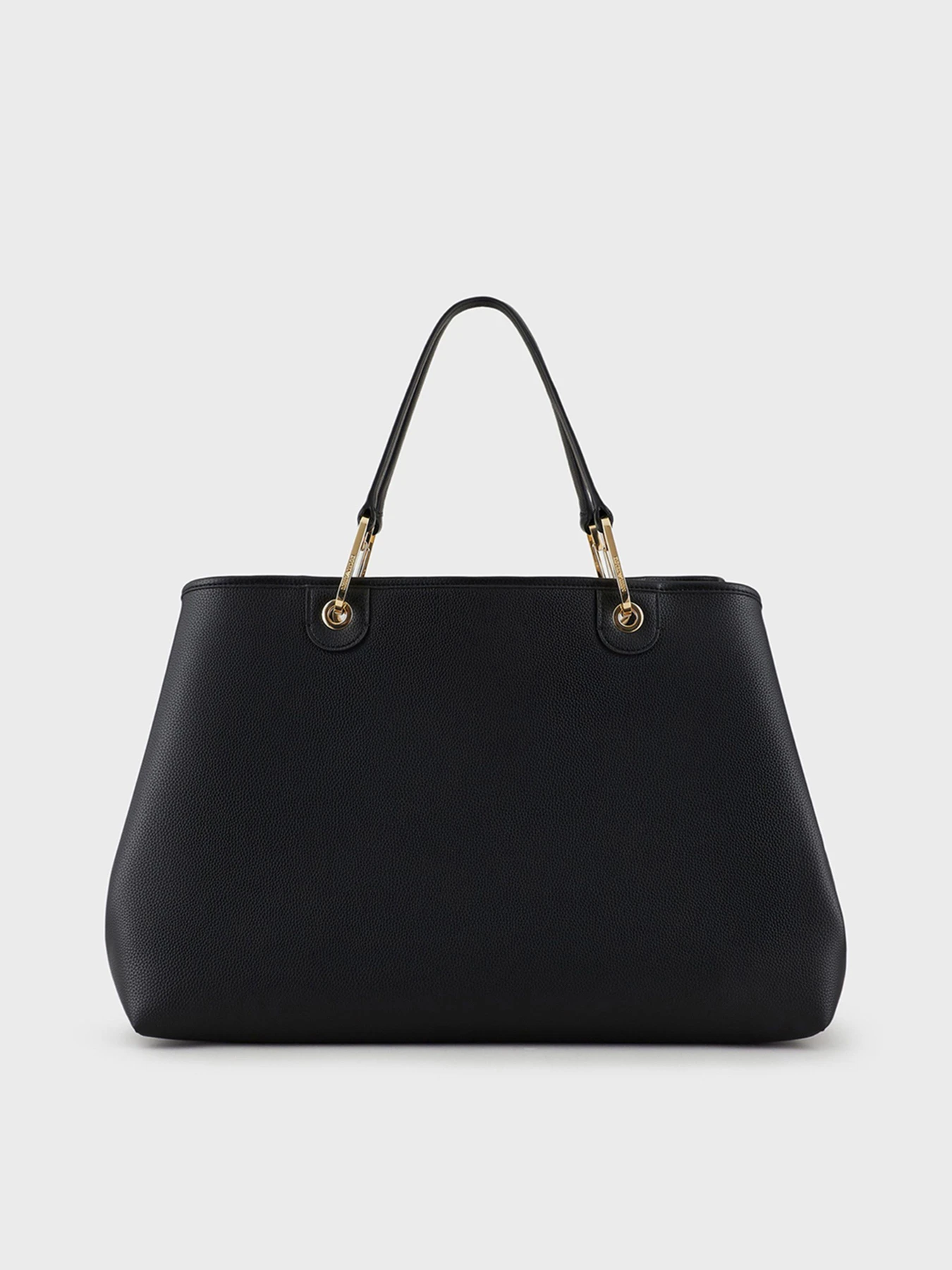 Сумки Emporio Armani модель Y3D219-YFO5B-85218 Сумки Emporio Armani модель Y3D219-YFO5B-85218 Фото