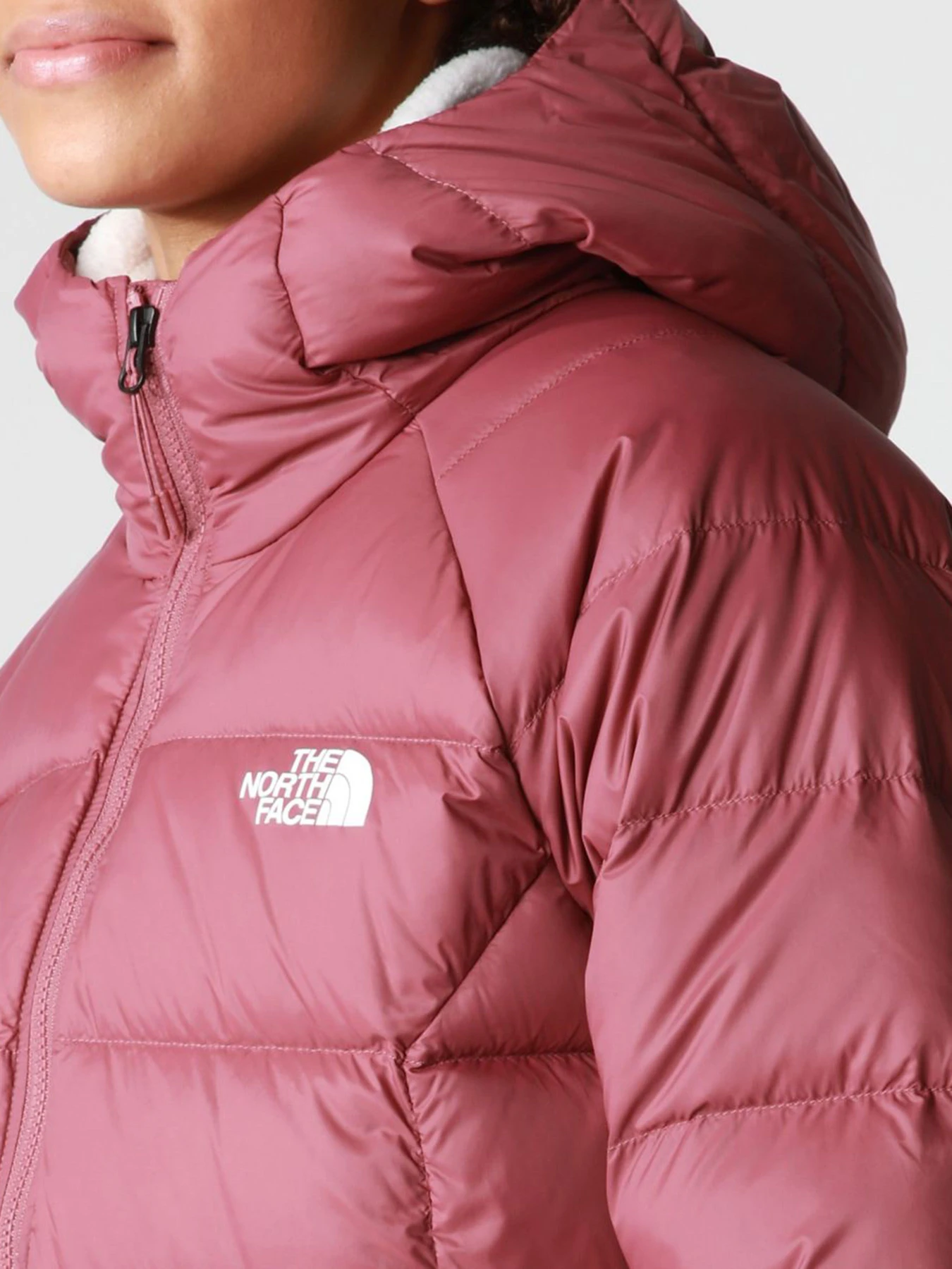 Куртки и дубленки The North Face модель NF0A7Z9R6R41 Куртки и дубленки The North Face модель NF0A7Z9R6R41 Фото