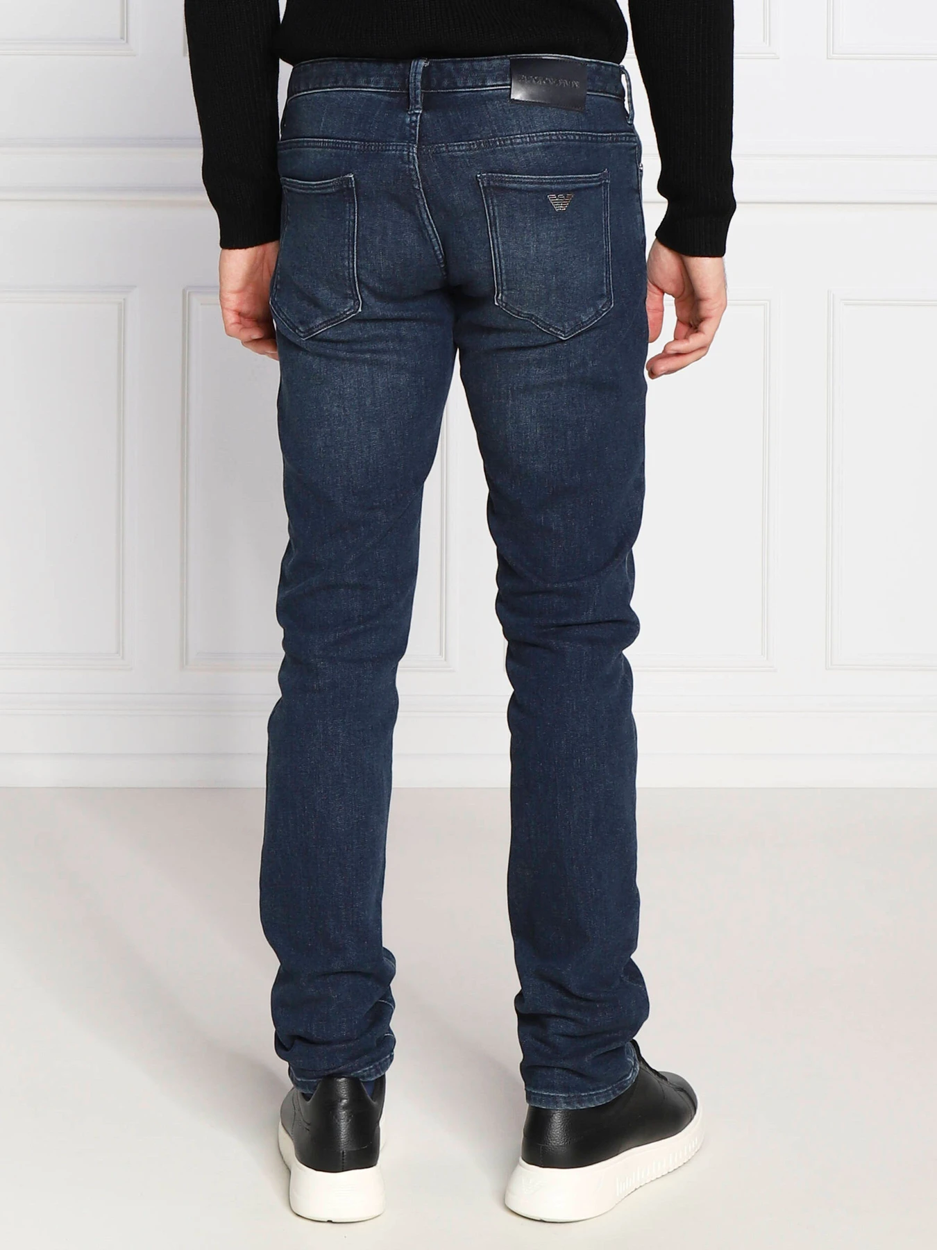 Джинсы Emporio Armani модель 6L1J06-1DIMZ-0942 Джинсы Emporio Armani модель 6L1J06-1DIMZ-0942 Фото