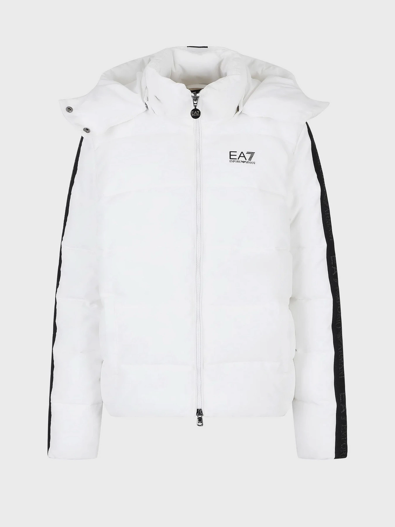 Куртки и дубленки EA7 модель 6LTB18-TN8AZ-1100 Куртки и дубленки EA7 модель 6LTB18-TN8AZ-1100 Фото