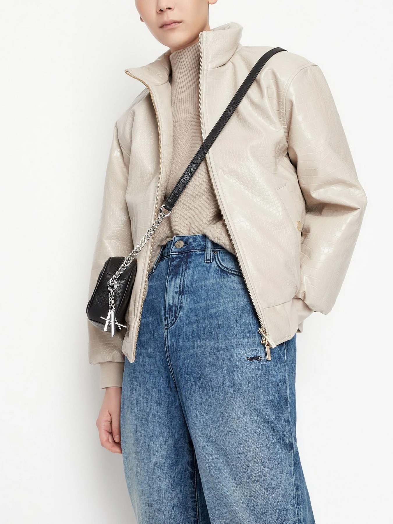 Куртки и дубленки Armani Exchange модель 6LYB09-YN4HZ-1768 Куртки и дубленки Armani Exchange модель 6LYB09-YN4HZ-1768 Фото