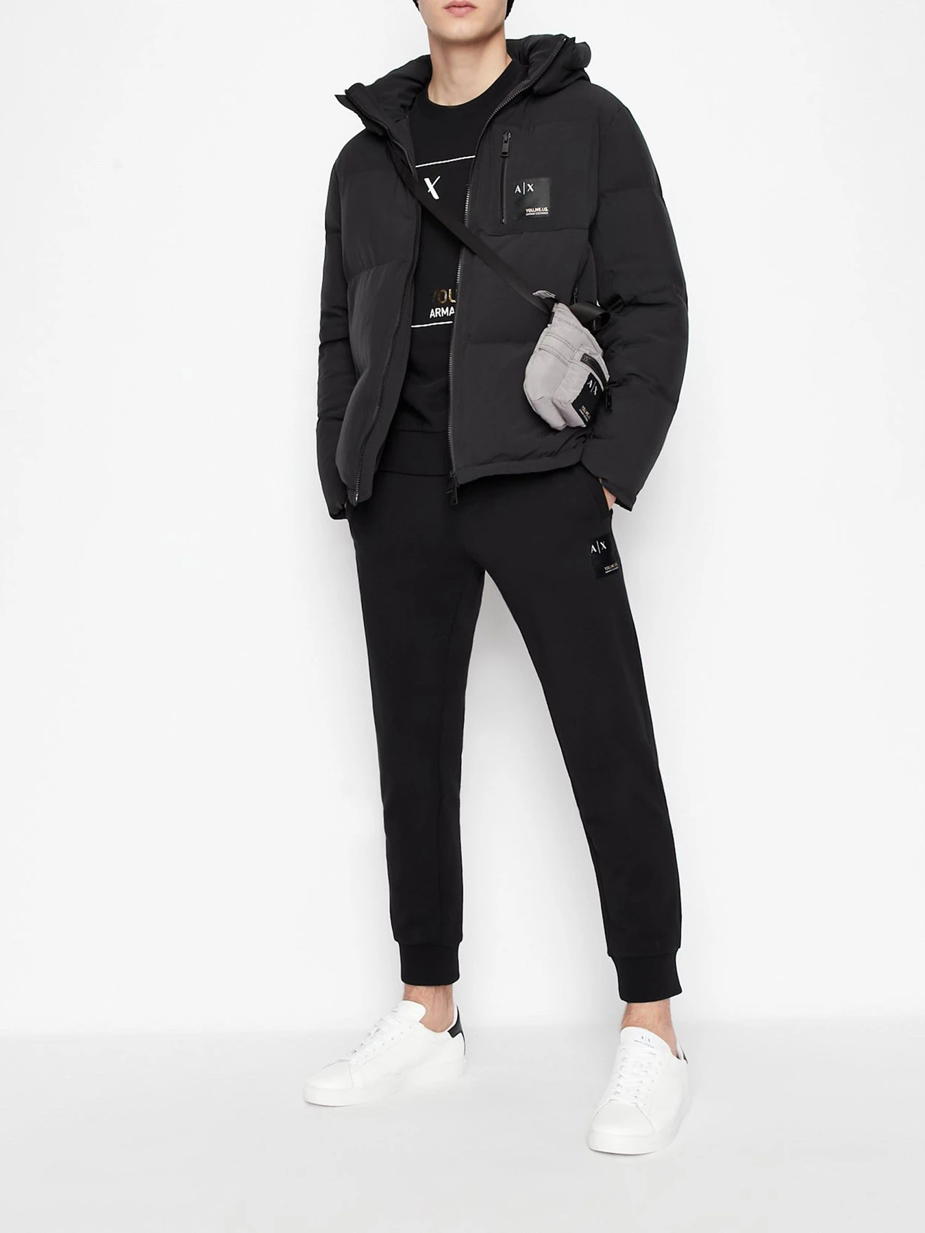 Куртки и дубленки Armani Exchange модель 6LZB12-ZNICZ-1200 Куртки и дубленки Armani Exchange модель 6LZB12-ZNICZ-1200 Фото