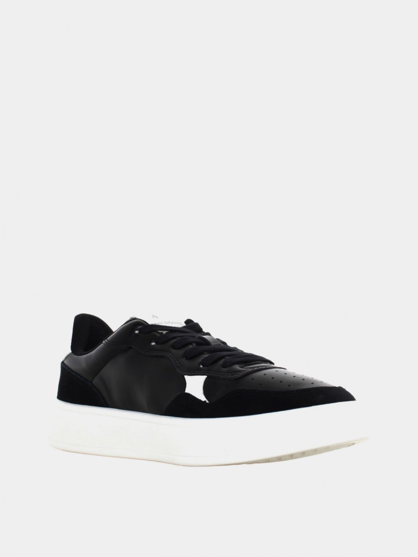 Кроссовки Armani Exchange модель XUX148-XV601-K001 Кроссовки Armani Exchange модель XUX148-XV601-K001 Фото