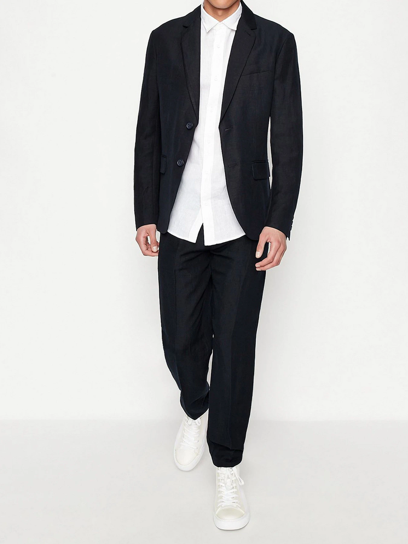 Рубашки Armani Exchange модель 8NZC50-ZNCFZ-1100 Рубашки Armani Exchange модель 8NZC50-ZNCFZ-1100 Фото