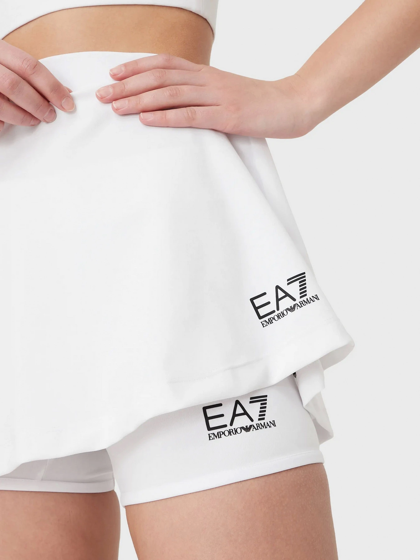 Юбки EA7 модель 8NTN51-TJGBZ-1100 Юбки EA7 модель 8NTN51-TJGBZ-1100 Фото