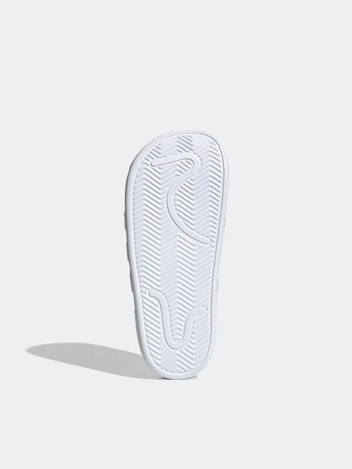 Шлёпанцы Adidas модель FY8970 Шлёпанцы Adidas модель FY8970 Фото