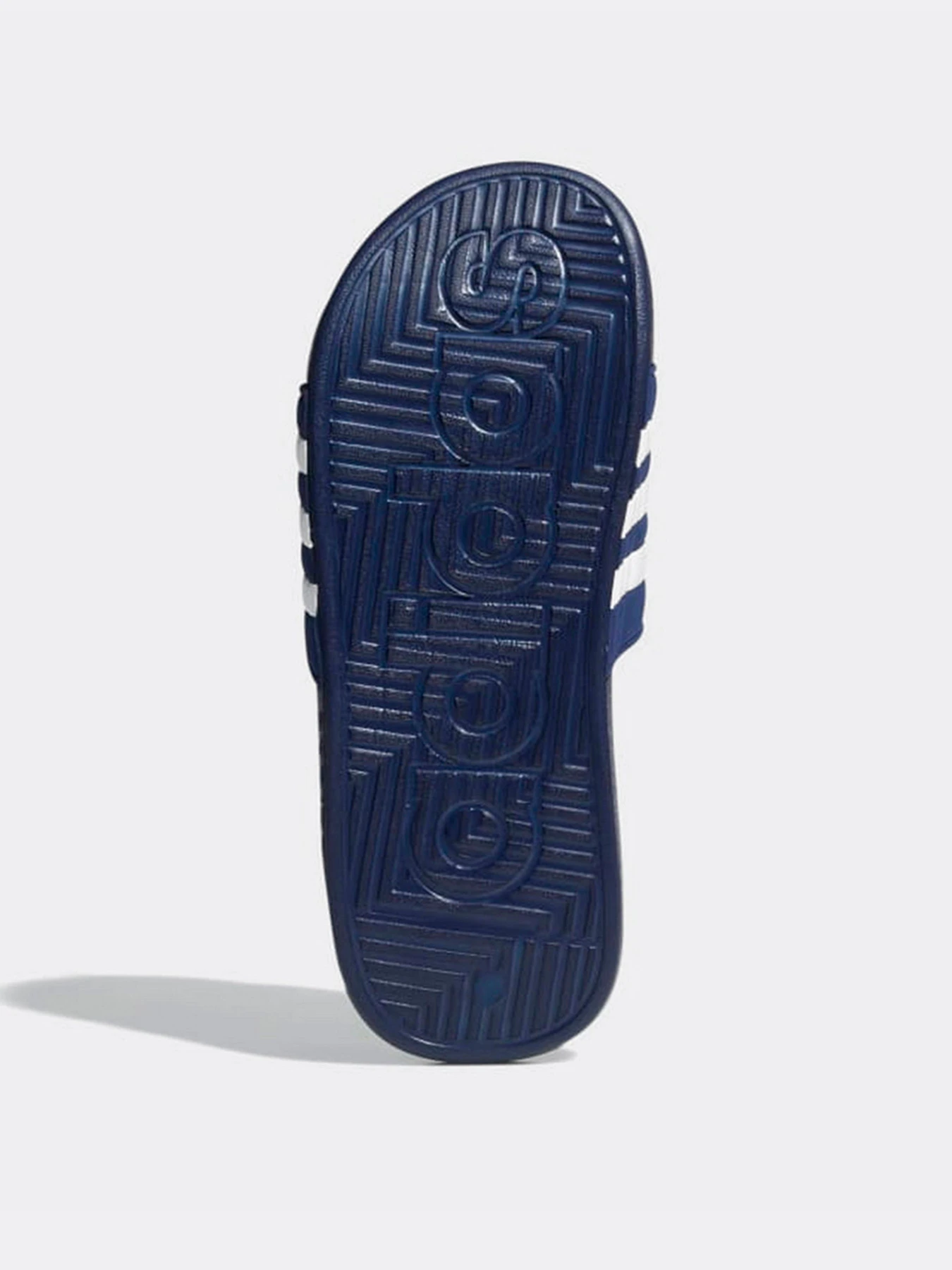Шлёпанцы Adidas модель F35579 Шлёпанцы Adidas модель F35579 Фото