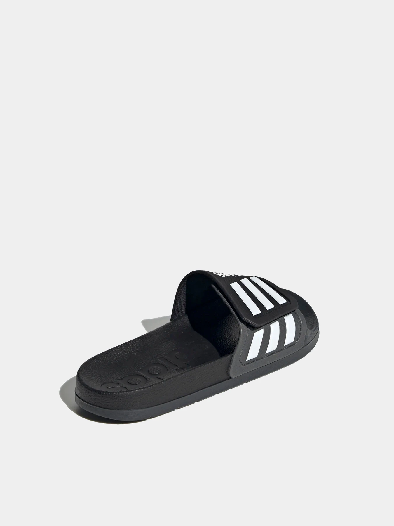 Шлёпанцы Adidas модель GZ5933 Шлёпанцы Adidas модель GZ5933 Фото