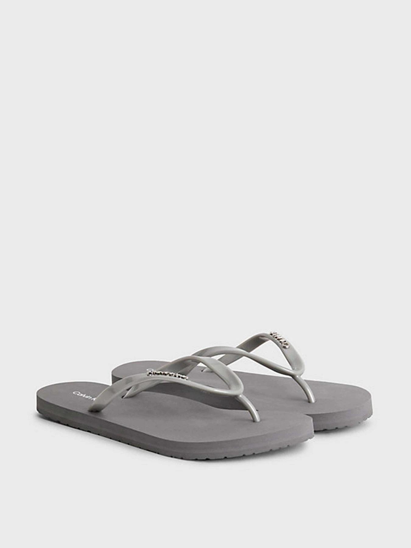 Шлёпанцы Calvin Klein модель HW0HW01530-0IP Шлёпанцы Calvin Klein модель HW0HW01530-0IP Фото