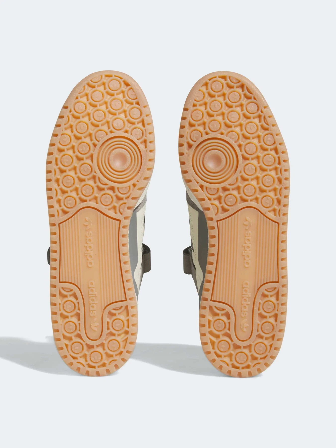 Кроссовки Adidas модель FZ6253 Кроссовки Adidas модель FZ6253 Фото