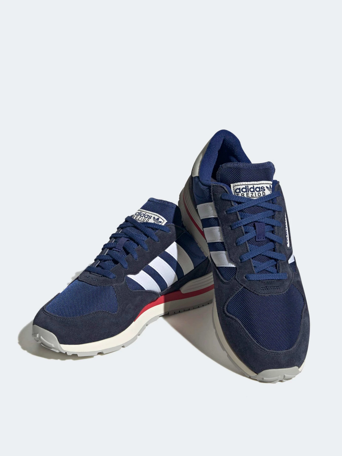 Кроссовки Adidas модель GY0044 Кроссовки Adidas модель GY0044 Фото